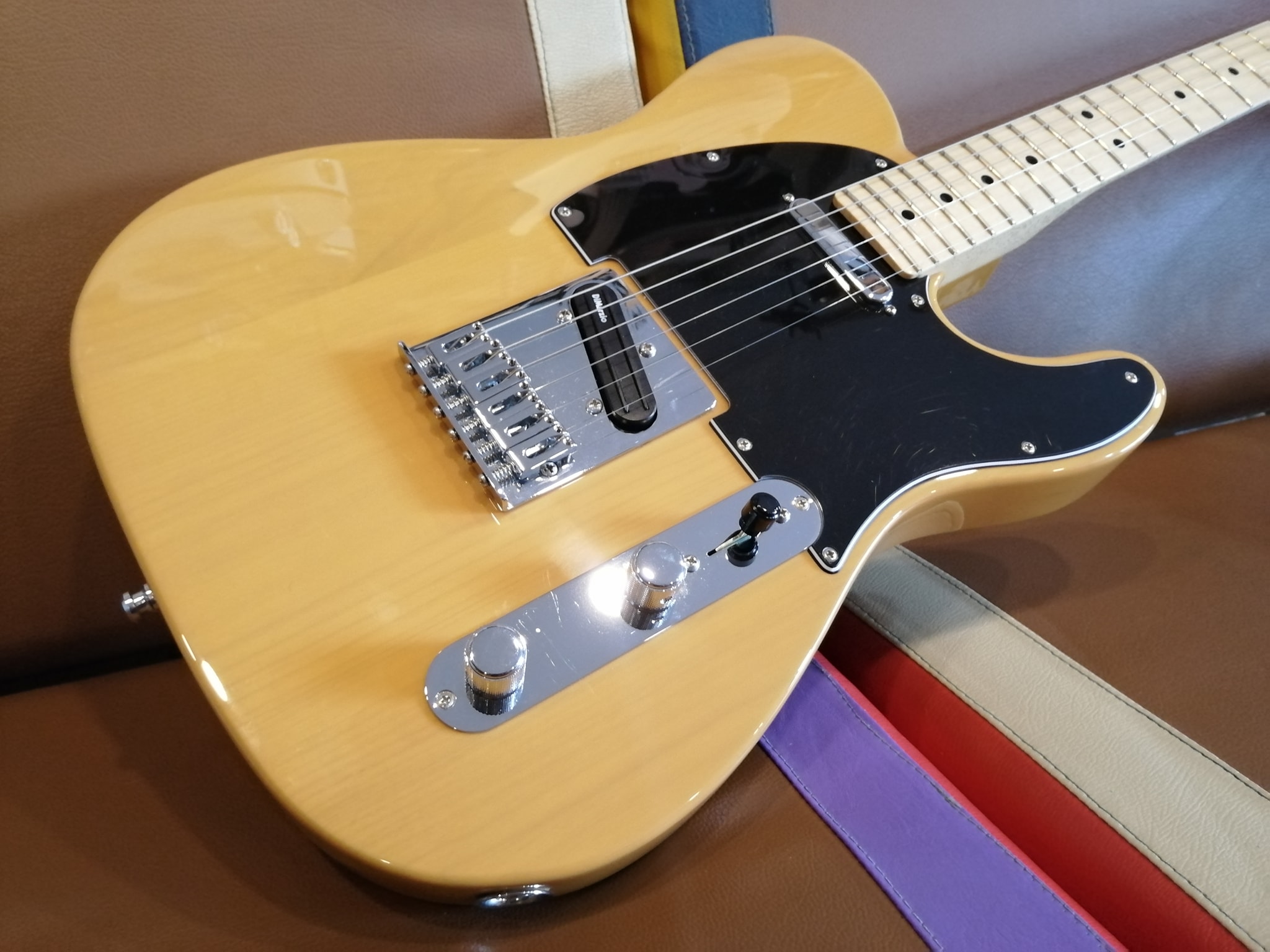 2nd music - (sold) Fender tele player 2019 butter... | Facebook