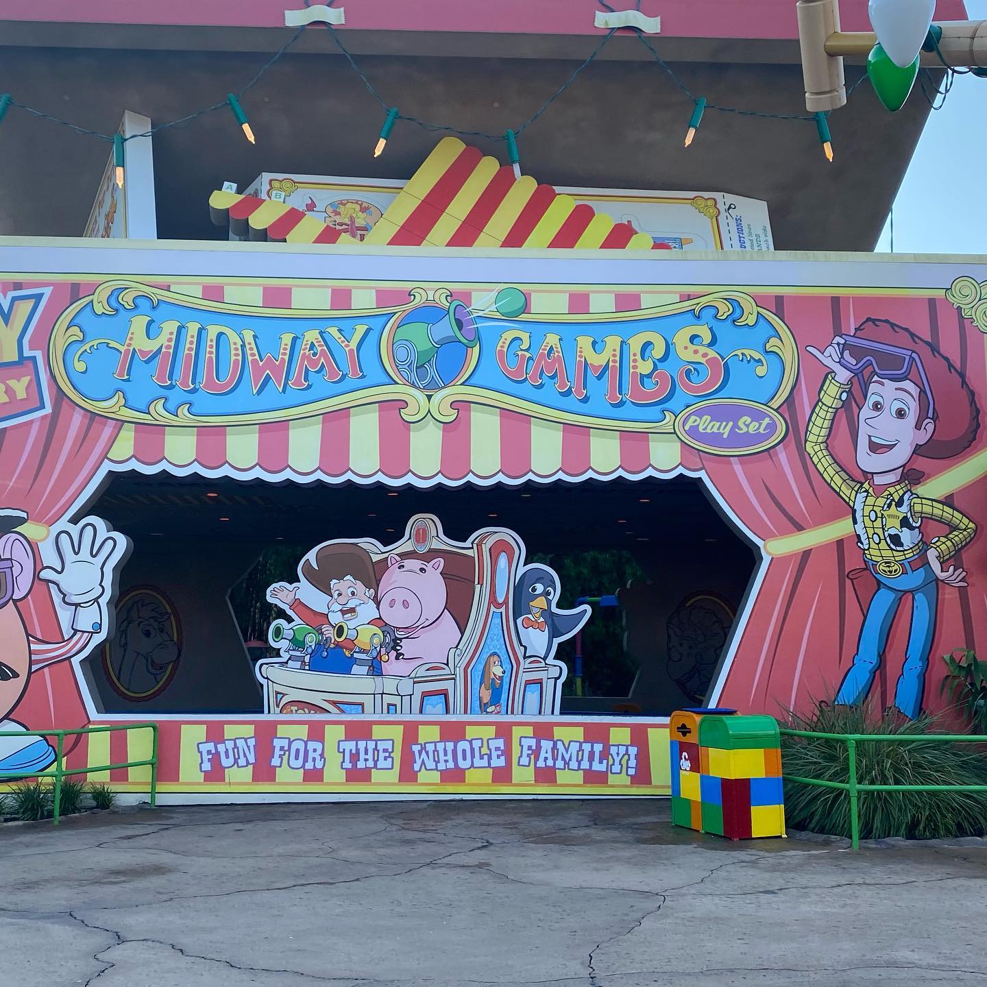 We’re in Andy’s... - Coasters & Castles Travel-Robin Wright