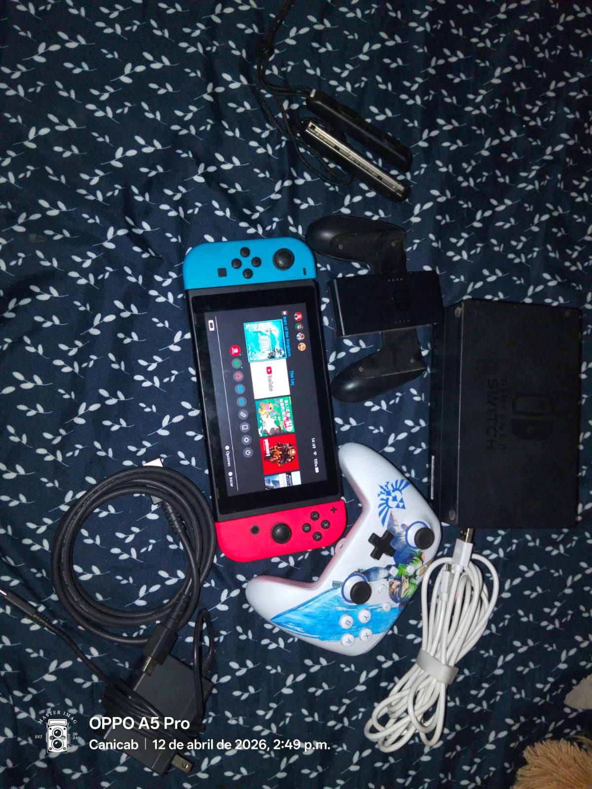iPad Wi-Fiモデル 128GB -ブルー未開封 Tiene todos sus accesorios y cables y cosas extras