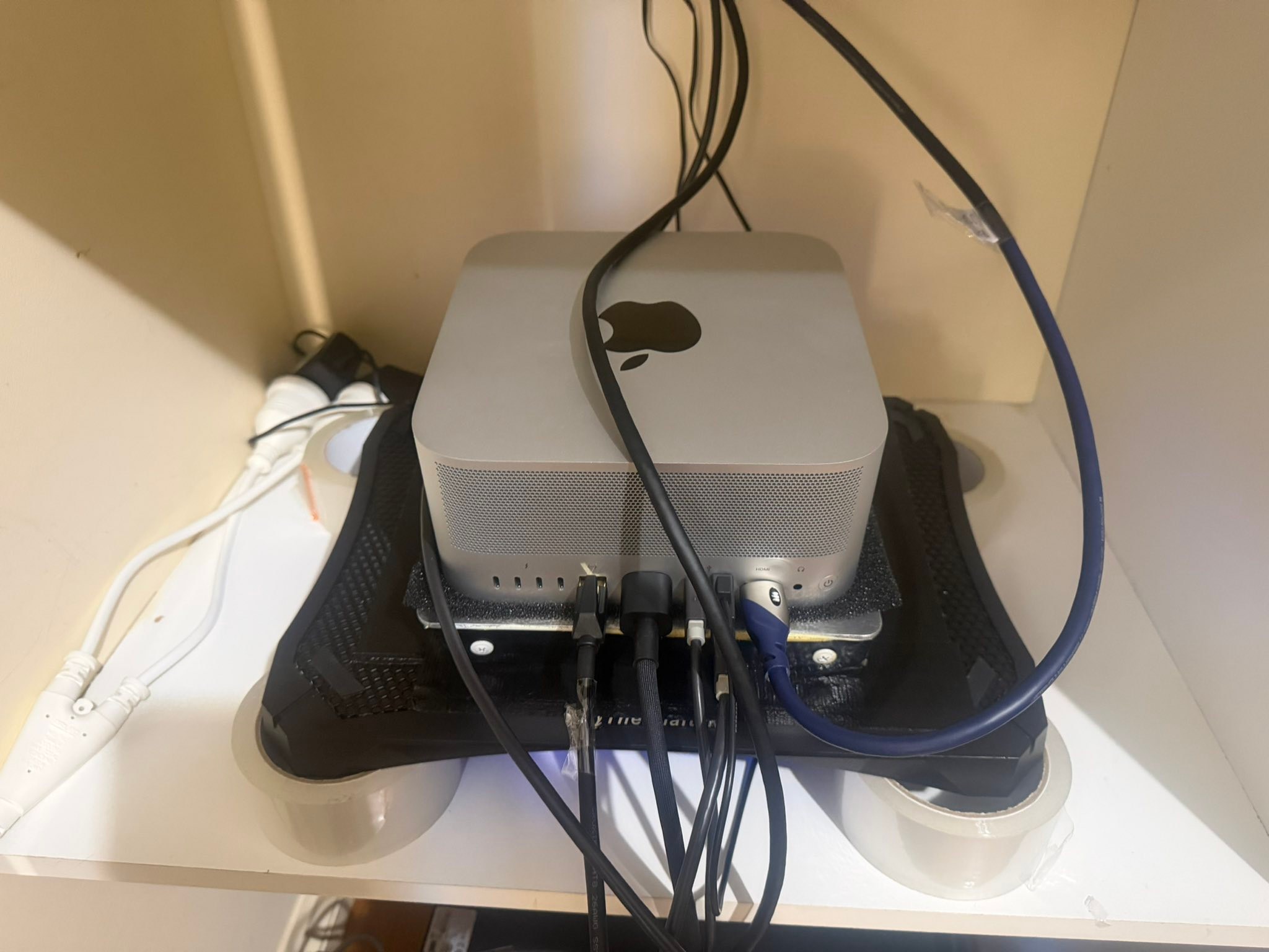Is Mac Studio Ultra M3 96GB as capable as M4 for AI tasks?