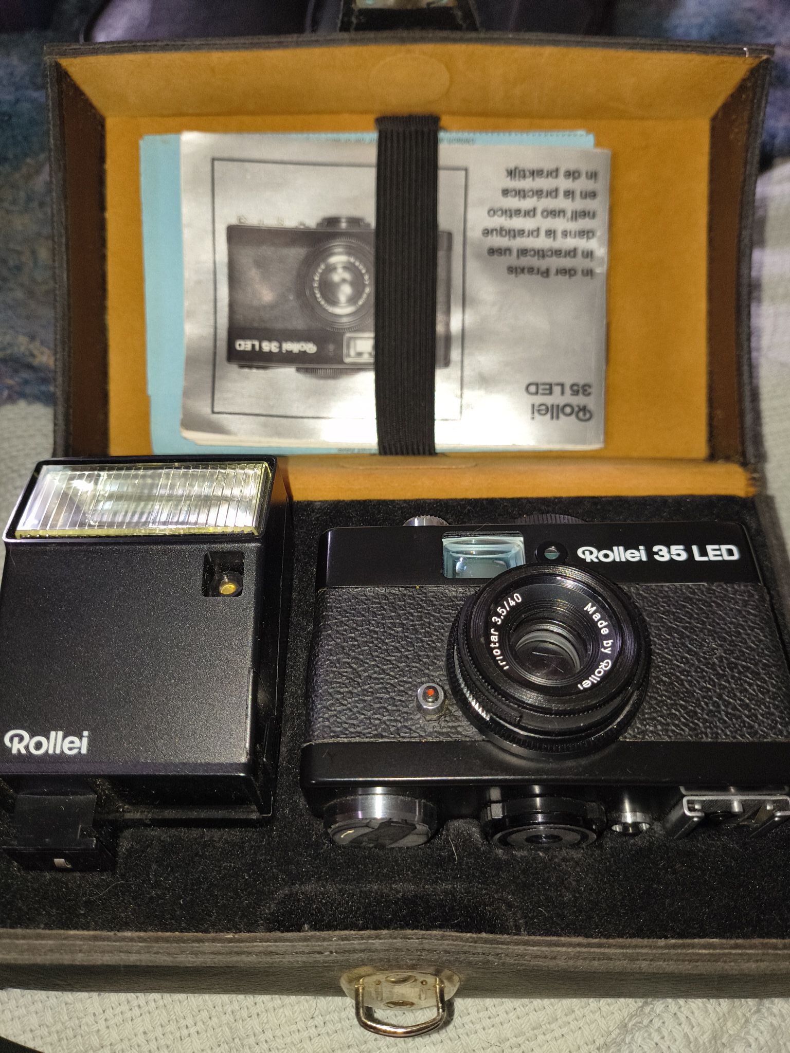 Restoring a Rollei 35 LED camera