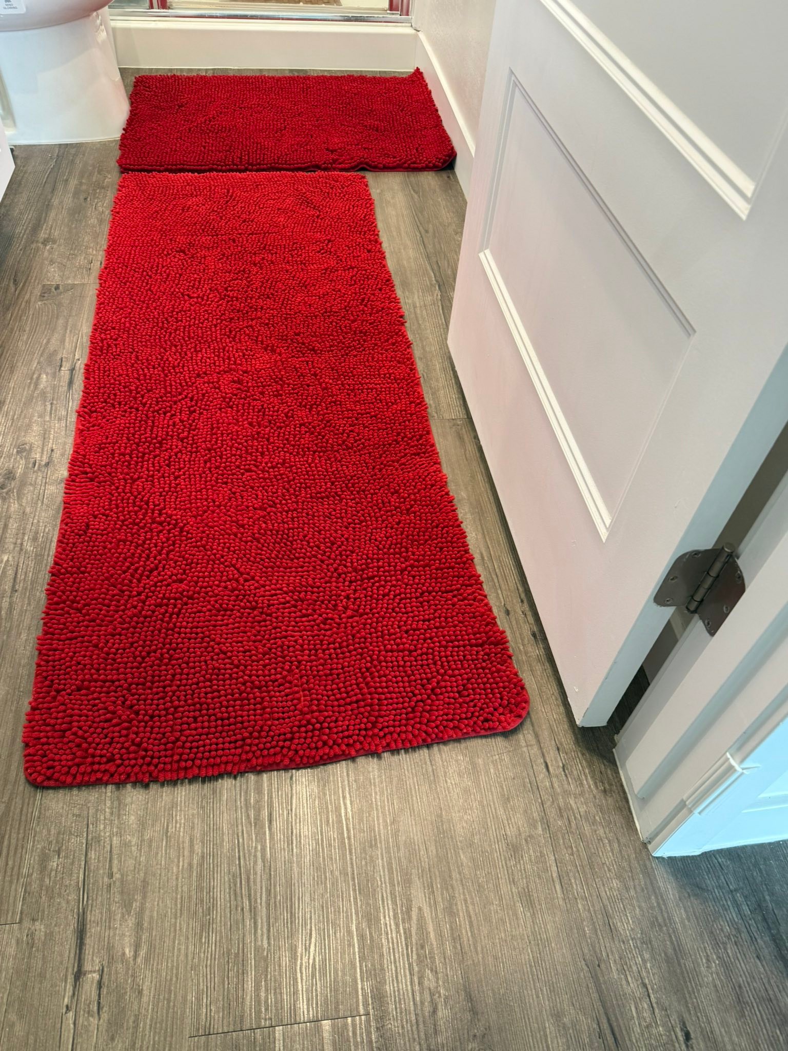 What do you think looks better the blue rugs or the red rugs? | Facebook