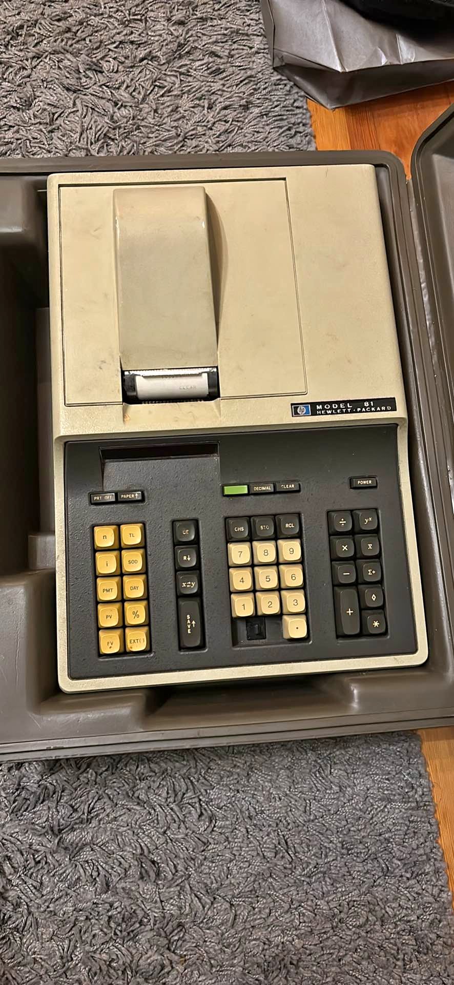 Hewlett Packard model 81 vintage calculator - Networking & Servers ...