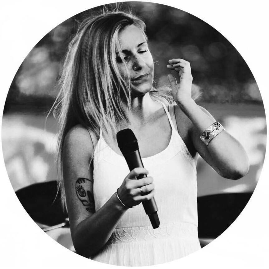 Bechy Vcerejsi Prague Open Mic Bylo To Bozi Dikiş makinası sektöründe dünyanın lider markası singer, türkiye'de 116 yıldır sizlerle. facebook