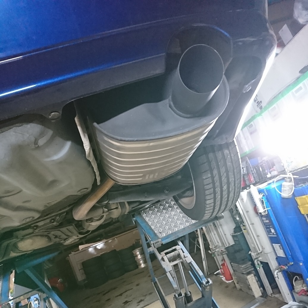 アルテッツァ 純正マフラー ↓↓↓↓↓ 社外マフラー #トヨタ 