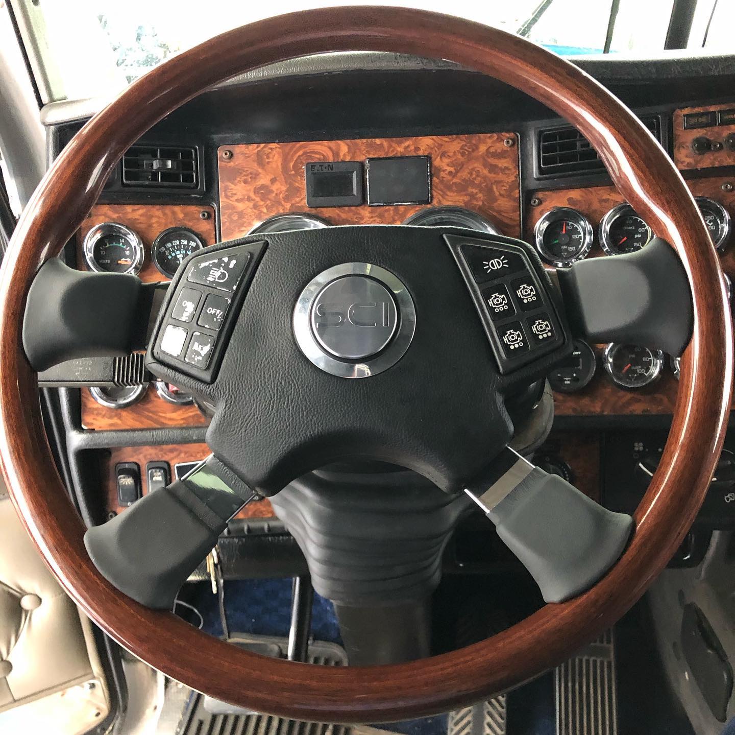 Chrome World - Kenworth Smart Wheel #smartwheel #kw... | Facebook