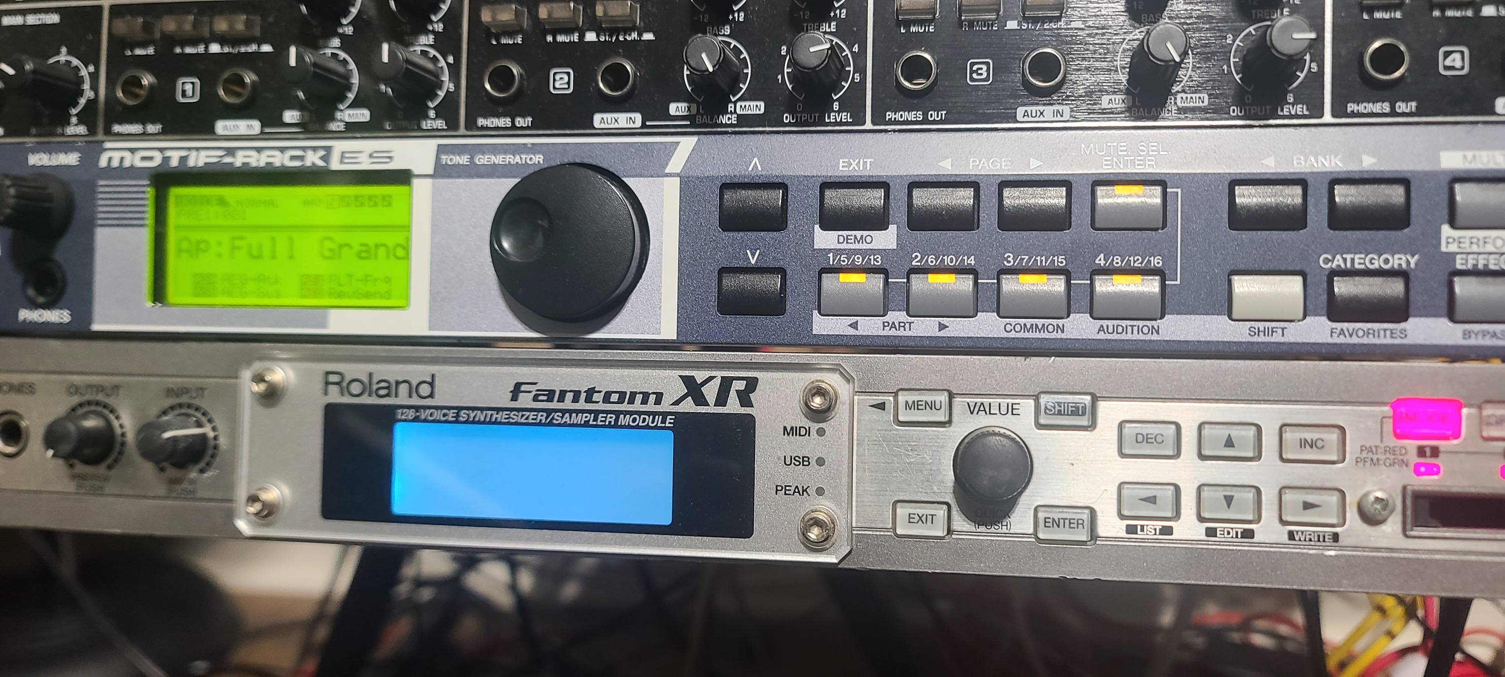I was pretty excited about this Roland Fantom XR repair. I've been