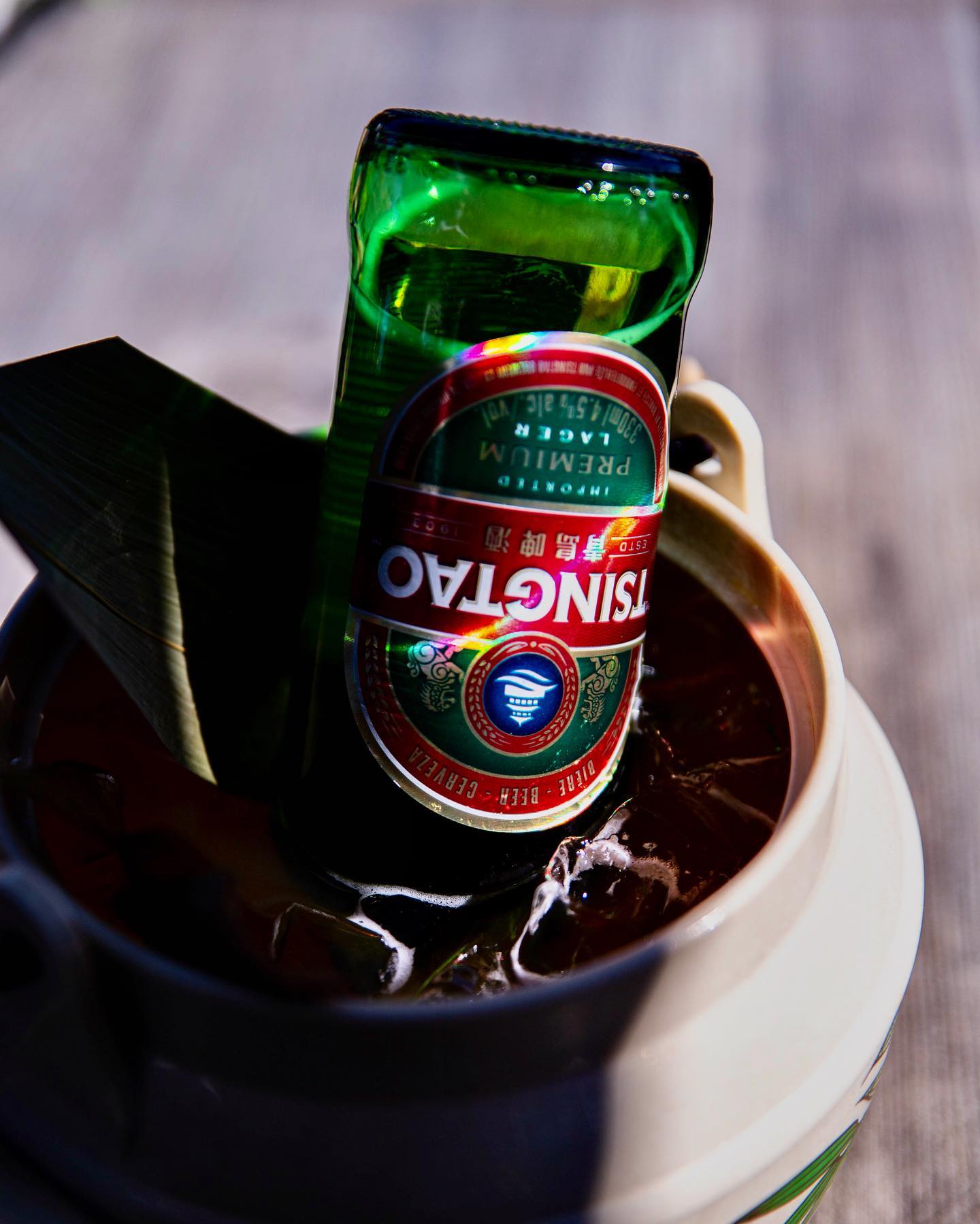 Mitsuki Sushi Dix30 Catch The Rainbow Cocktails Asian Drinks Tsingtao Beer Sushi Yummy Foodiesofinstagram Mtl Facebook