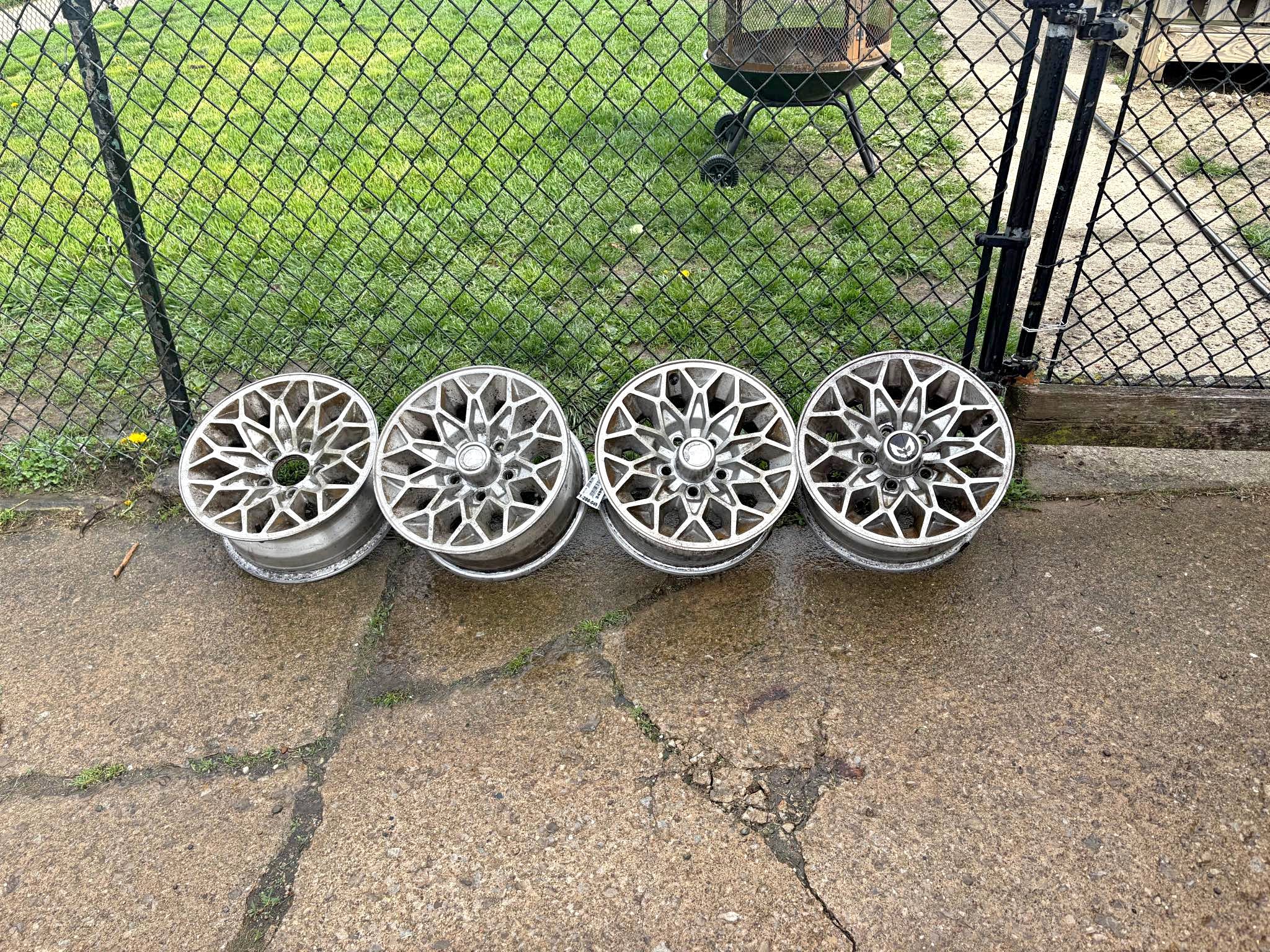 Pontiac Trans-am snowflake rims - Car Wheels, Tires & Parts - Brook ...