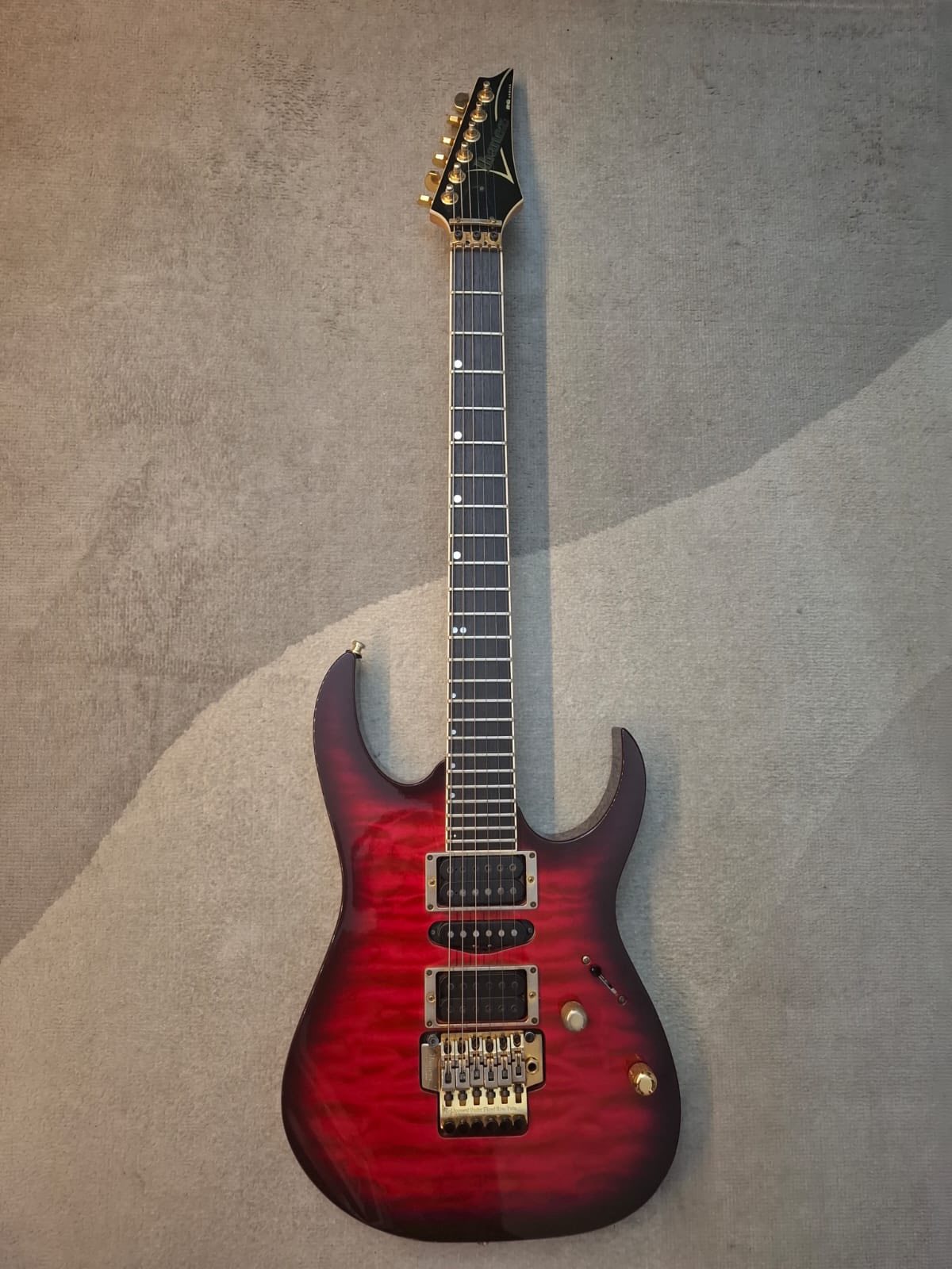 1995 Ibanez MRG500 guitar with wine sunburst finish
