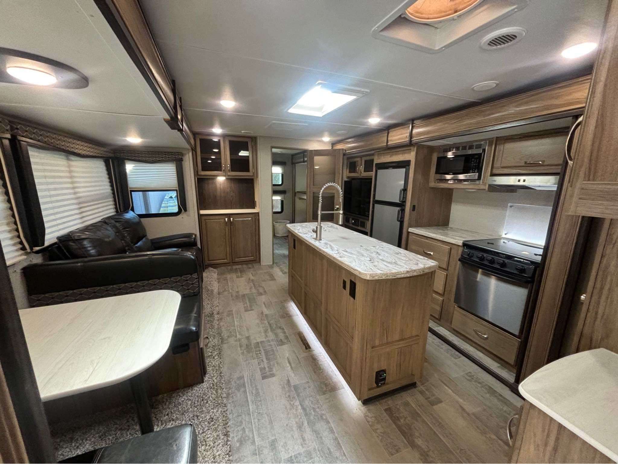 2019 Dutchman Atlas - RVs & Campers - Placerville, California ...
