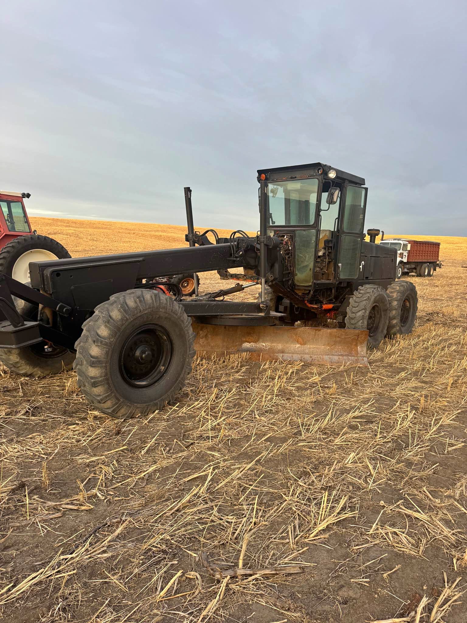 1985 John Deere 670b road grader 670b - Commercial Vehicles - Elsie ...