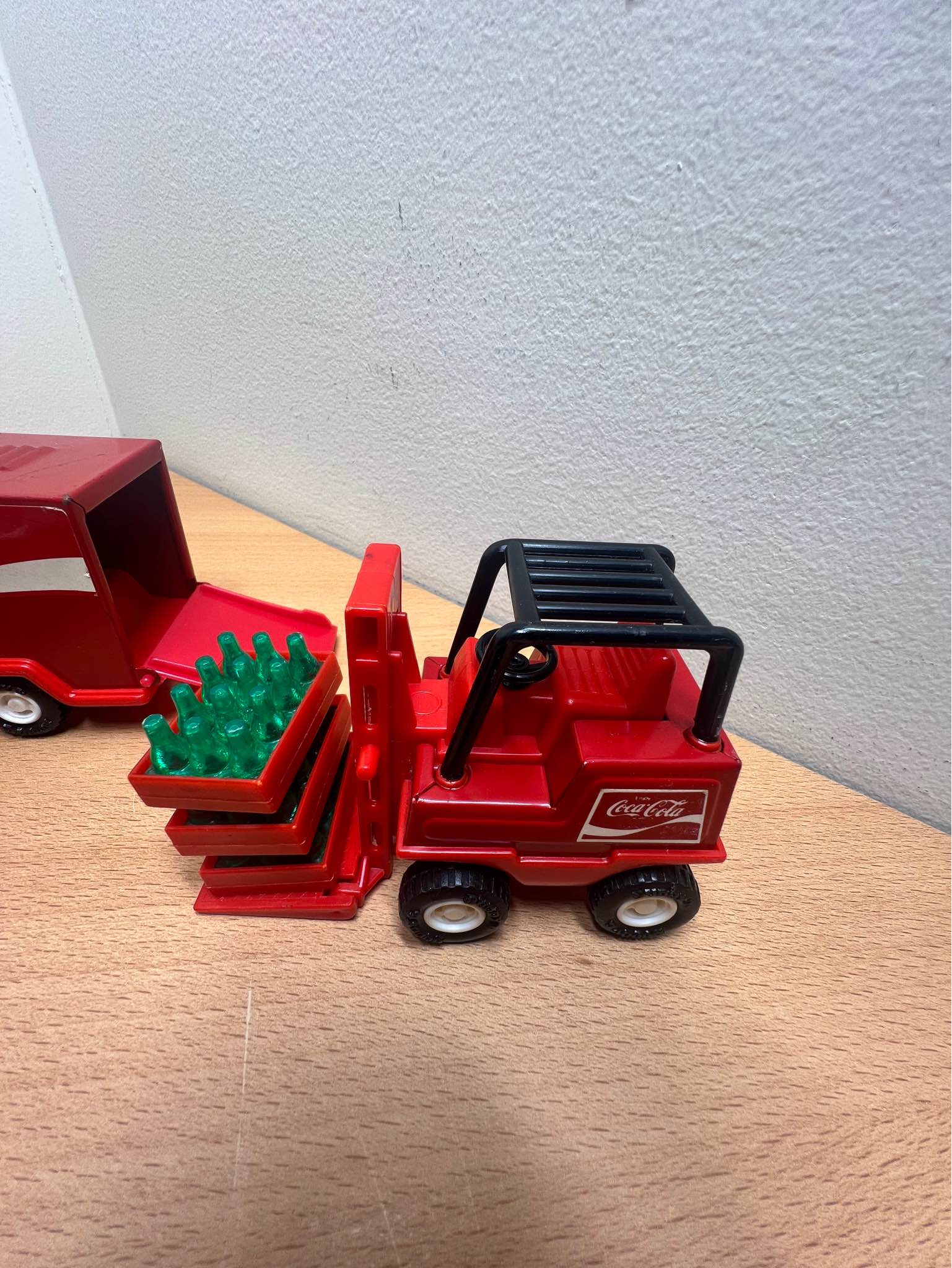 VTG Buddy L Toys Coca Cola Semi Truck Delivery Fork Lift Plastic
