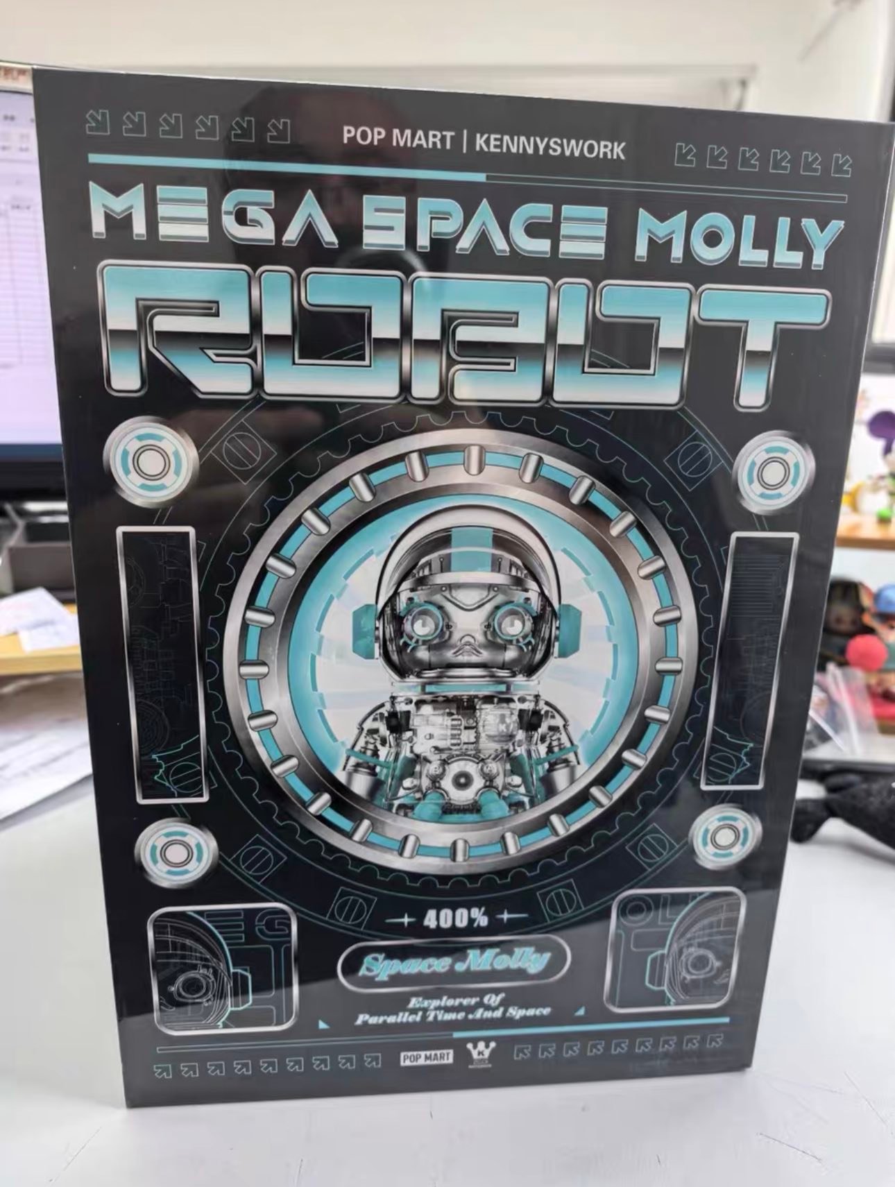 Popmart Mega Space Molly CLOT Engine 400% Brand New Sealed 