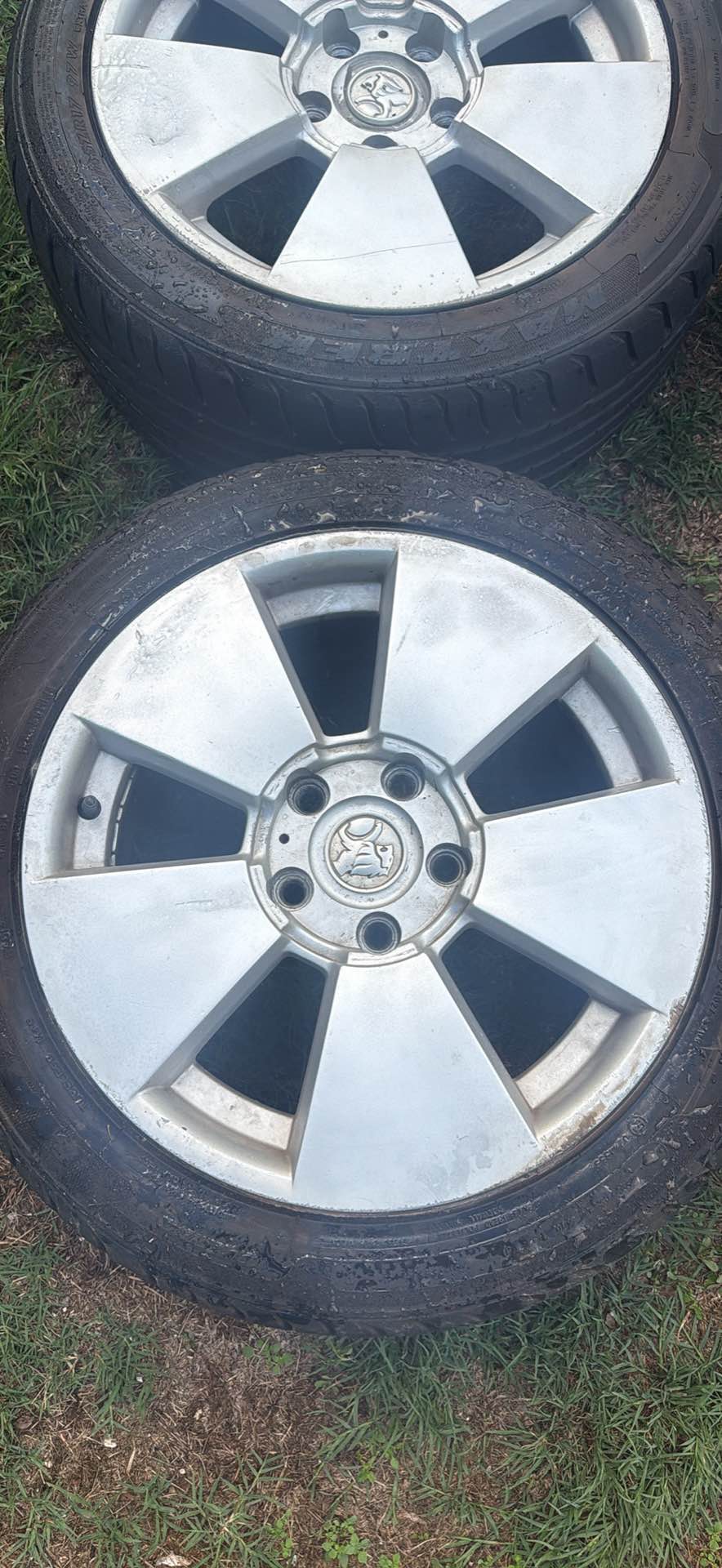 VZ calais rims - Car Wheels, Tires & Parts - Barooga, New South Wales ...