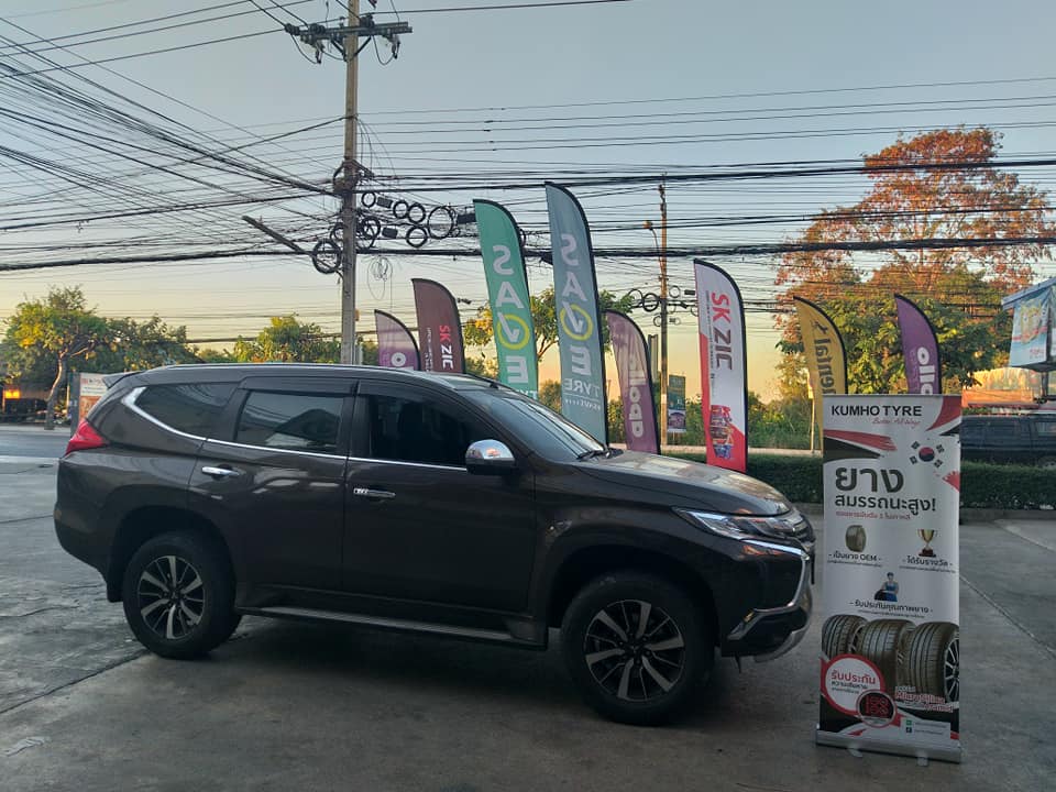 Streetmax - Pajero เลือกยางรถยนต์ Kumho HT71 265/60R18ปี19... | Facebook
