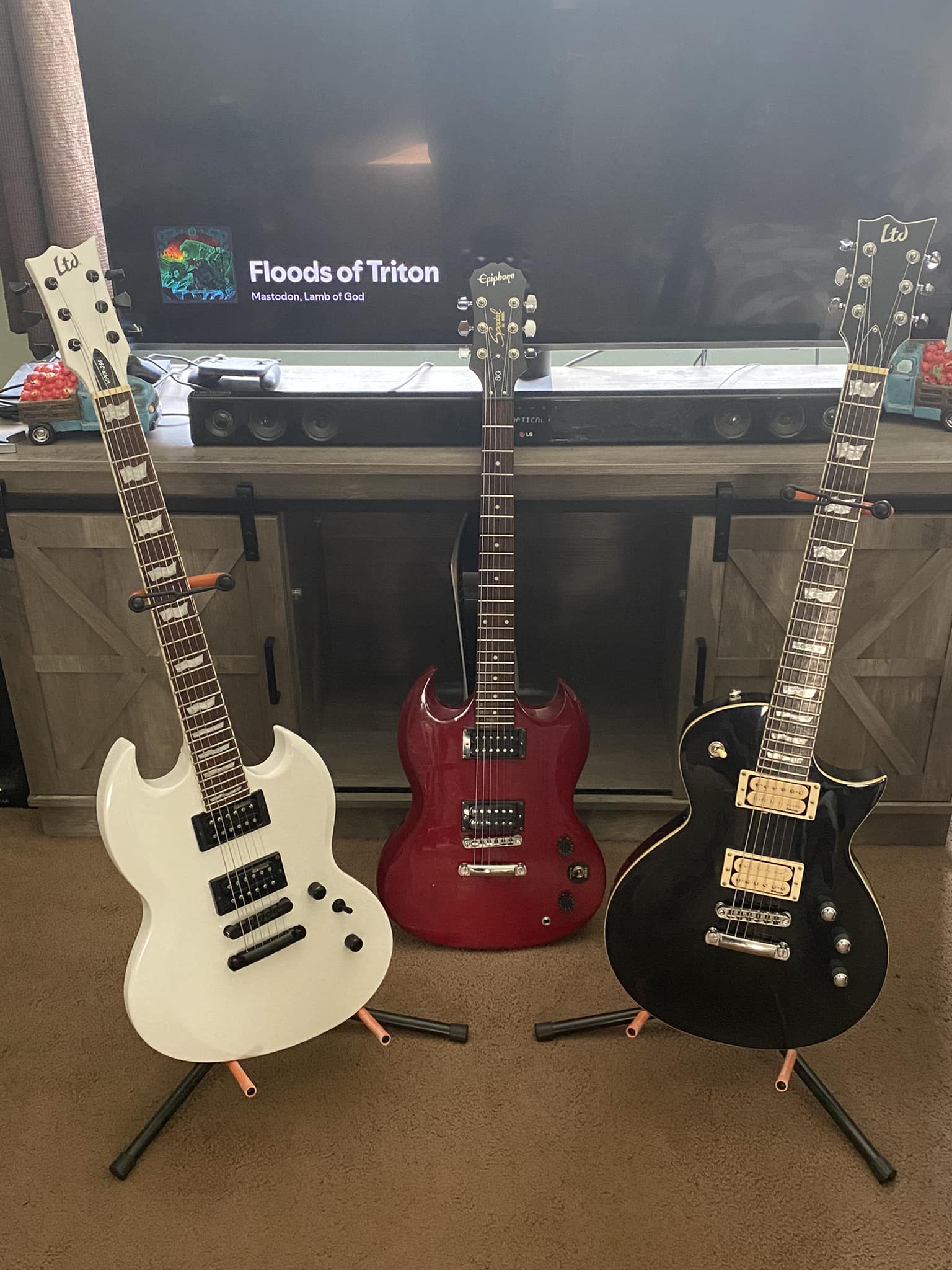 How do ESP/LTD Vipers compare to Gibson SG's?