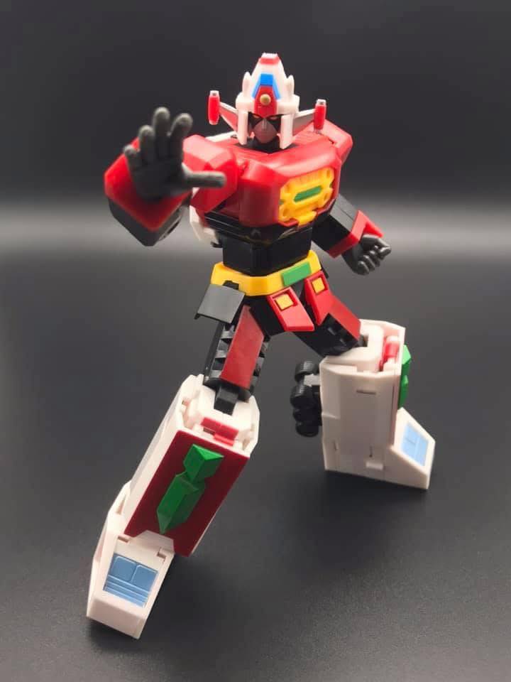 Mini Action Toys releases of Daimos, Combattler V, and Voltes V