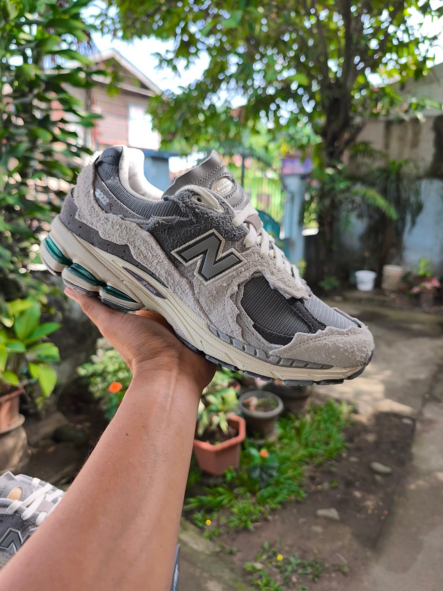 Footwear Price:$2000 Exciting news! Nadia
