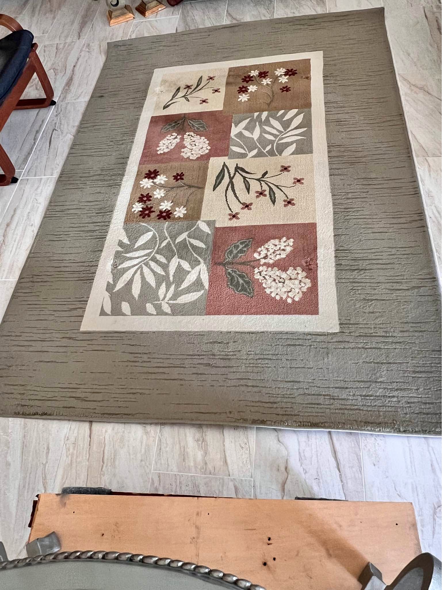 Area Rug free - Area Rugs - Seminole, Florida | Facebook Marketplace ...