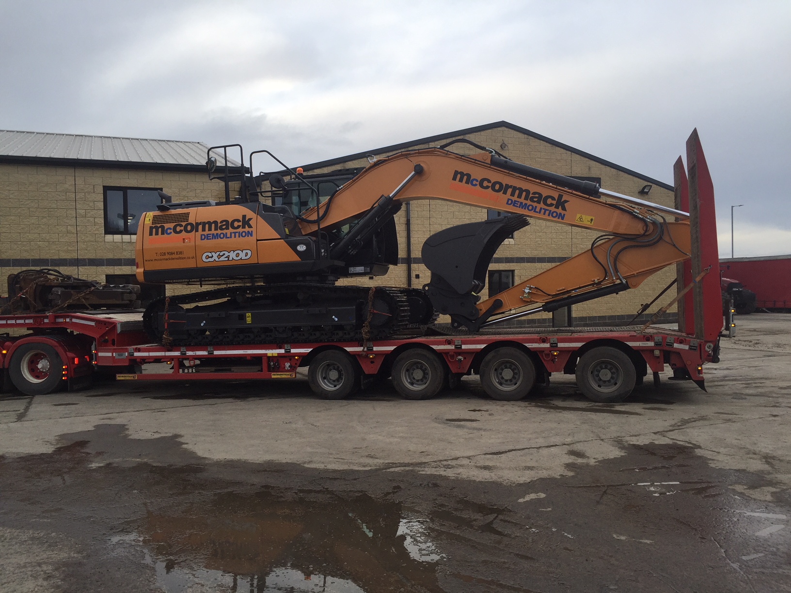 Small but mighty, the new CASE Special Applications CX135E XRD