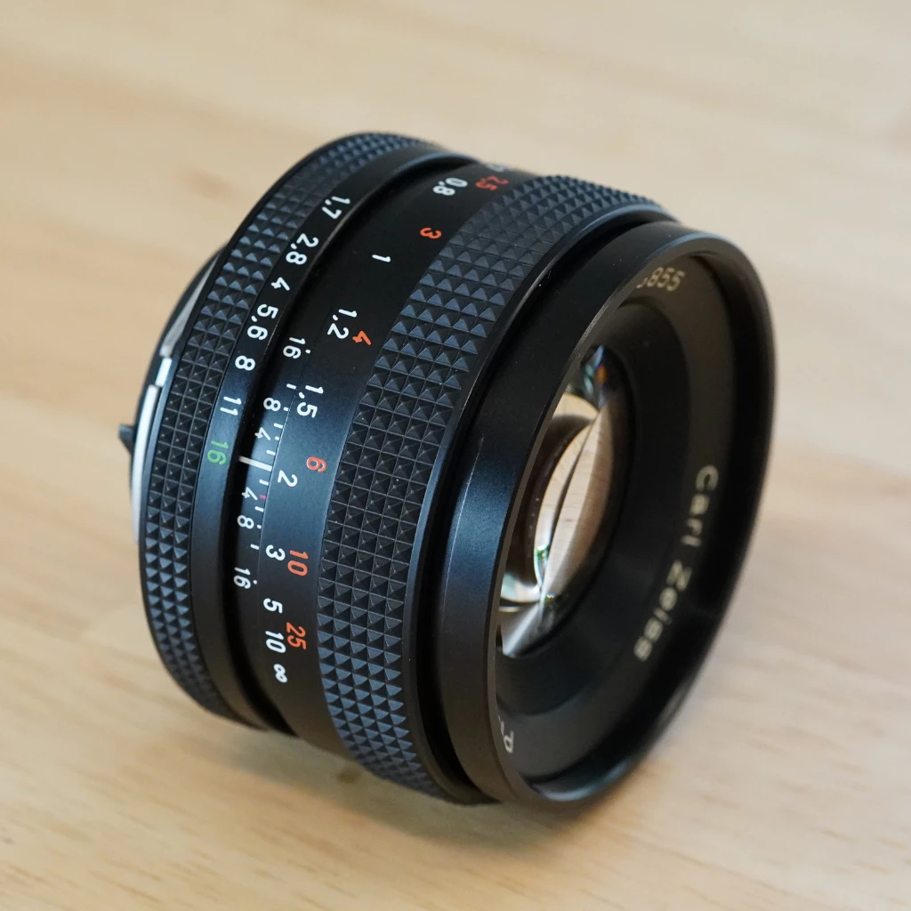 デジタルカメラ Canon EOS 6D + Carl Zeiss planar 50/f1.4 カメラ