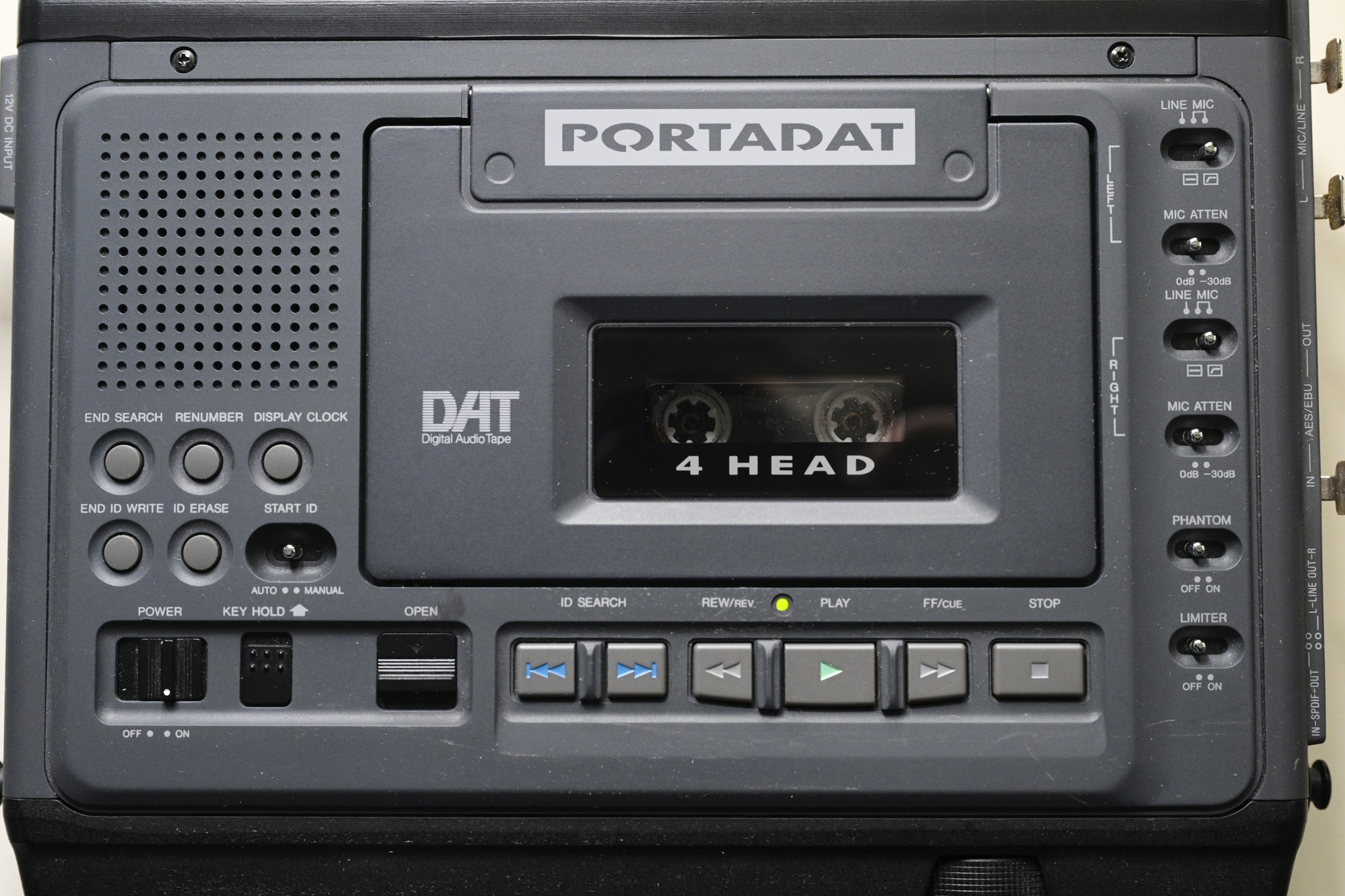 Aiwa HD-S1 Digital Audio Tape Recorder (DAT)