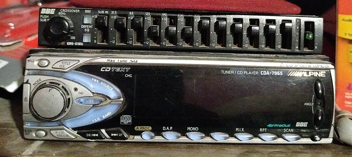 💿ALPINE CDA-7865J CD Head Unit Brand year in 2000