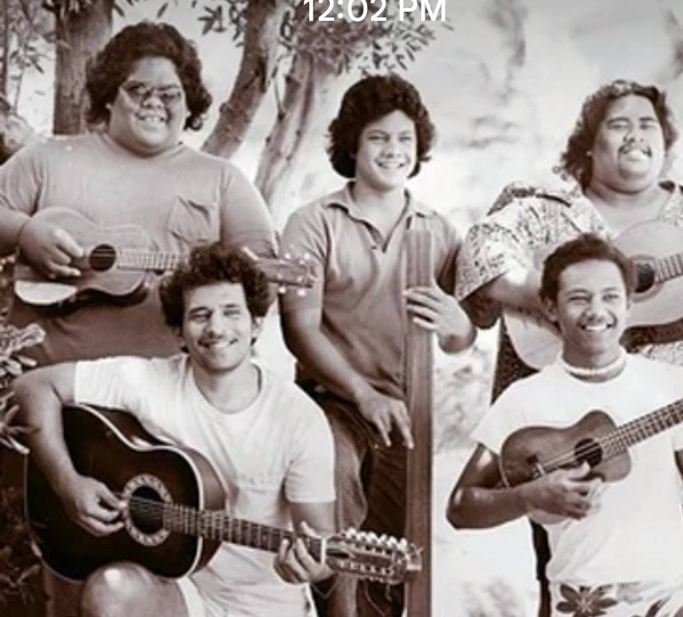 Brother Izz and the Makaha Sons of Niihau perform at Paradise