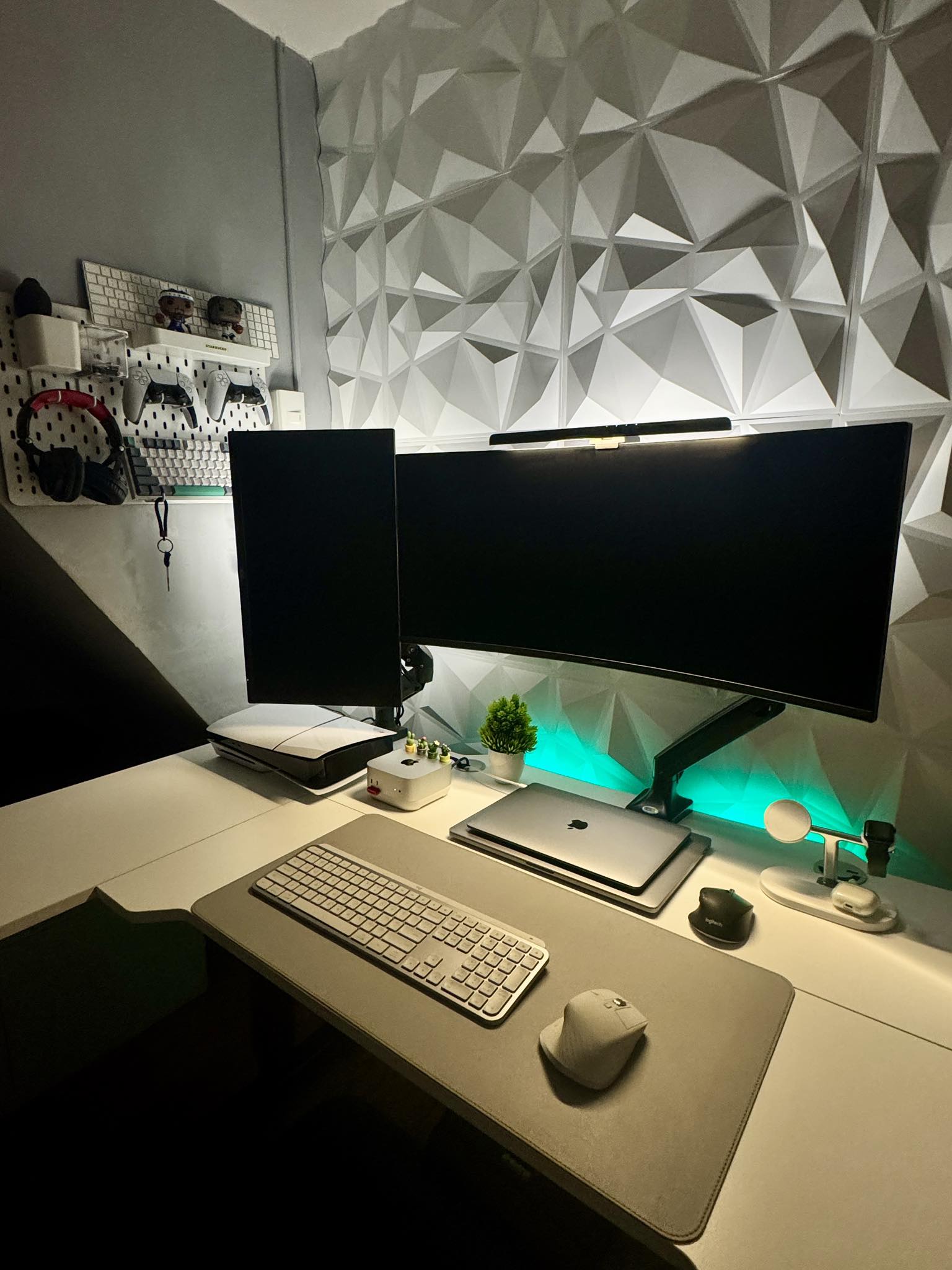 Workspace Setup Addicts | Offline mode. 🫡 | Facebook