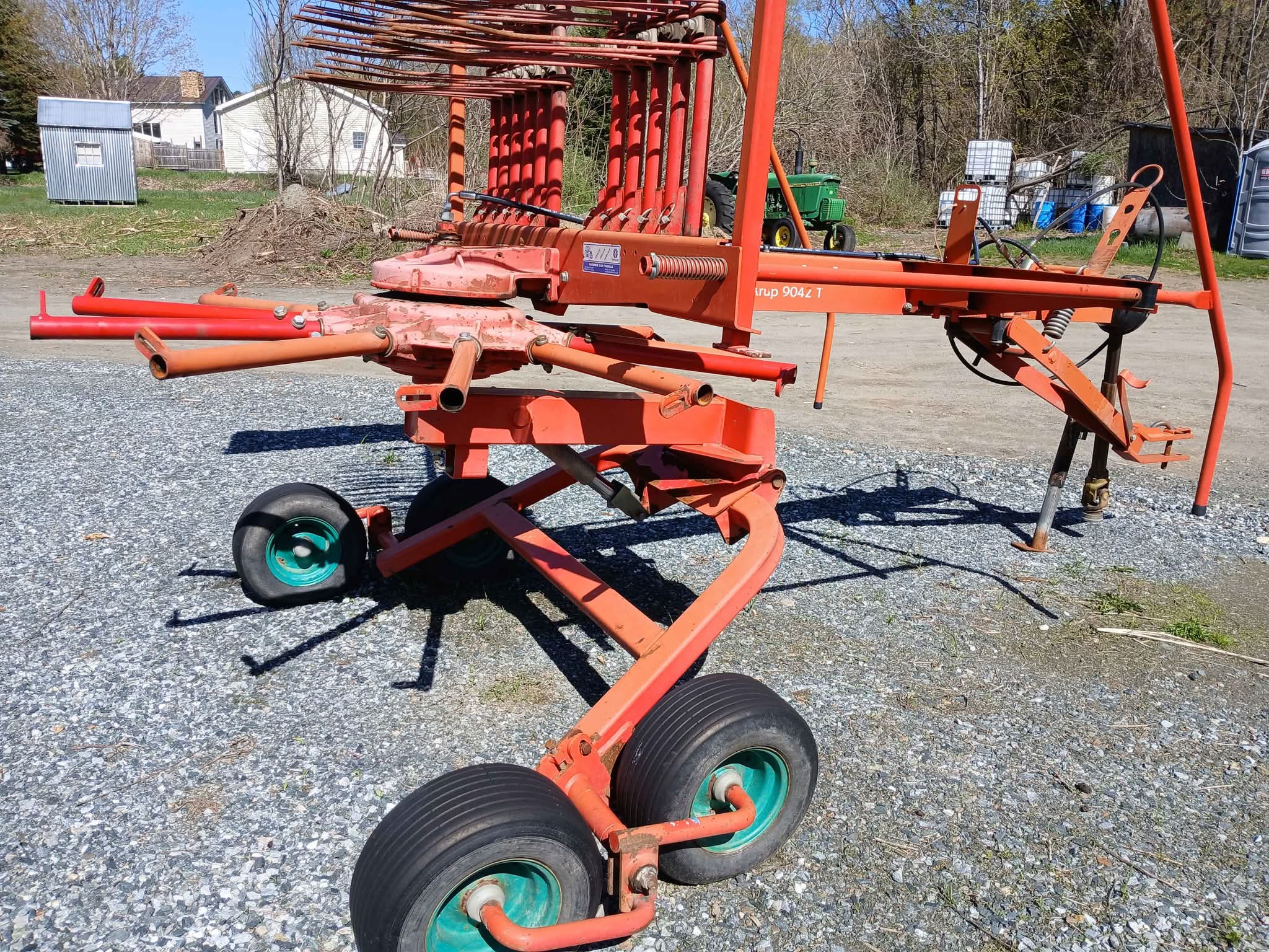 Kverneland/KUBOTA Rotary Hay Rake - Garden Tools & Equipment - Hartford ...