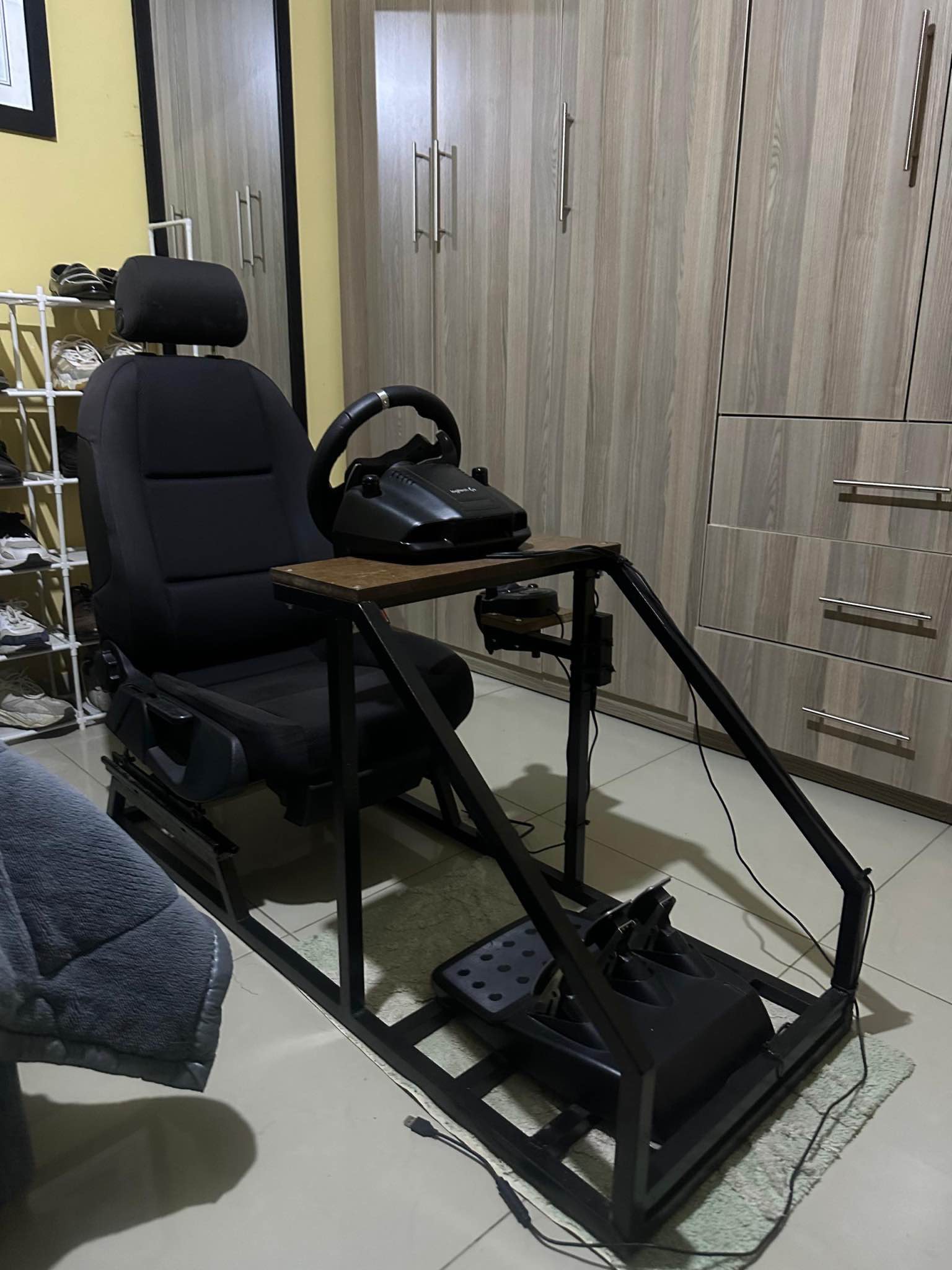 Full Sim Racing Setup - Logitech G920 with Audi Car Seat Rig(Xbox & PC ...