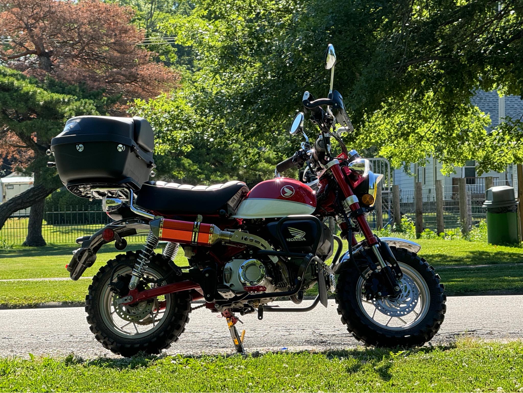 Honda Mini Trails 125cc dual sport bike for offroad fun