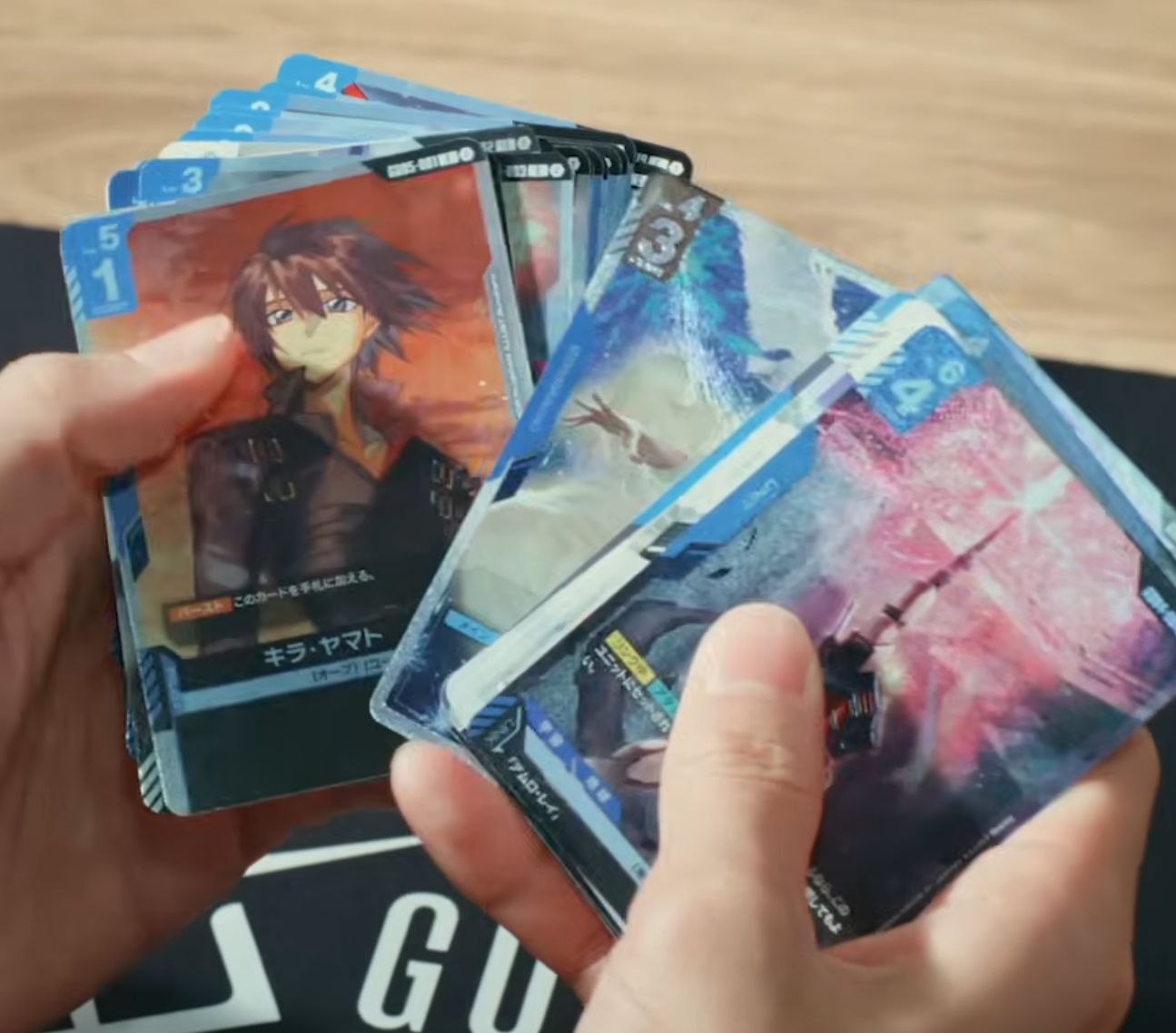 Is Kira Yamato a level 5 blue character in the Gundam Card Game?