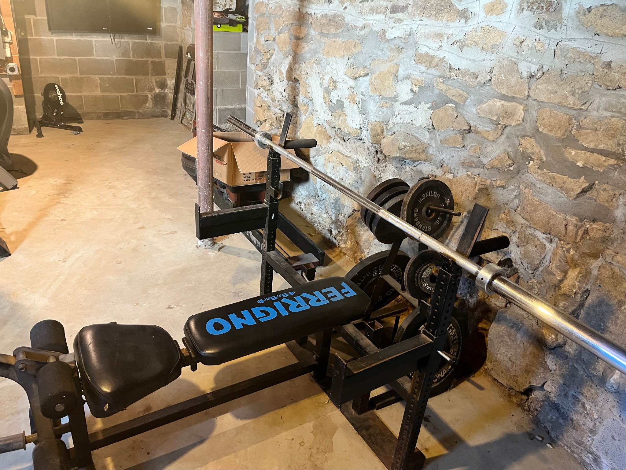 Weight bench and weights - Weight Lifting Machines & Racks - Long ...