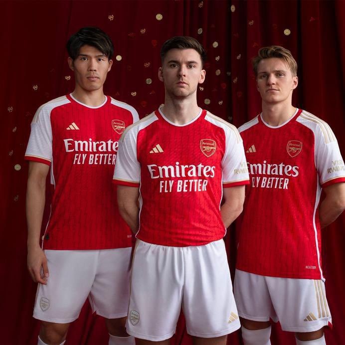 Takehiro Tomiyasu models Arsenal's new away kit for the 2022/23