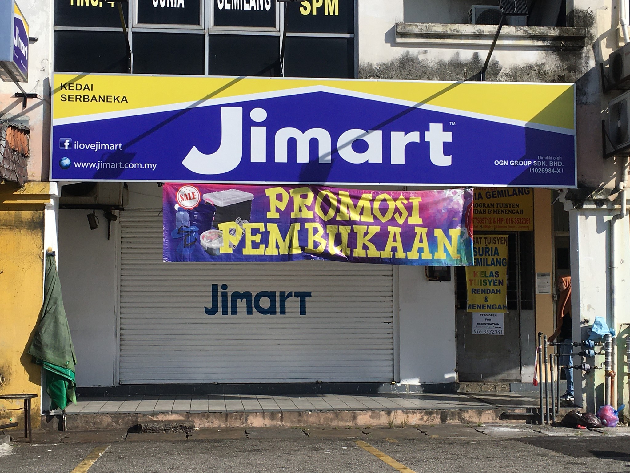 Jimart Jimart Added A New Photo