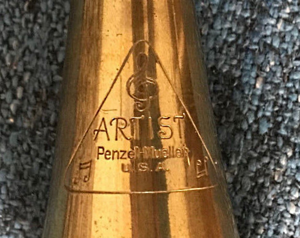 1930s Penzel-Mueller Artist model brass lacquer clarinet
