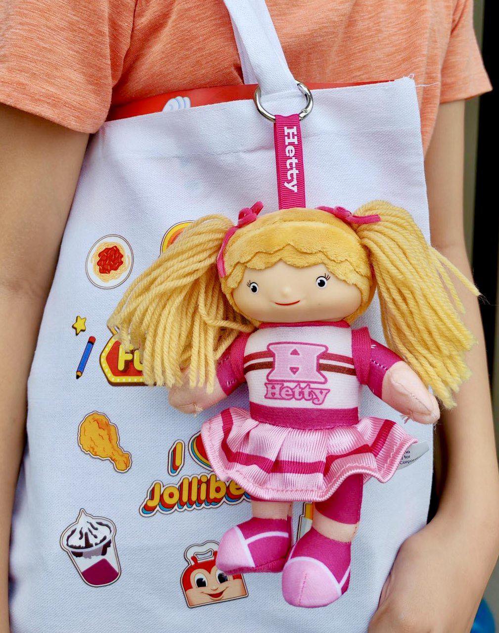 Jollibee and Hetty are ready to be the cutest miniature companions