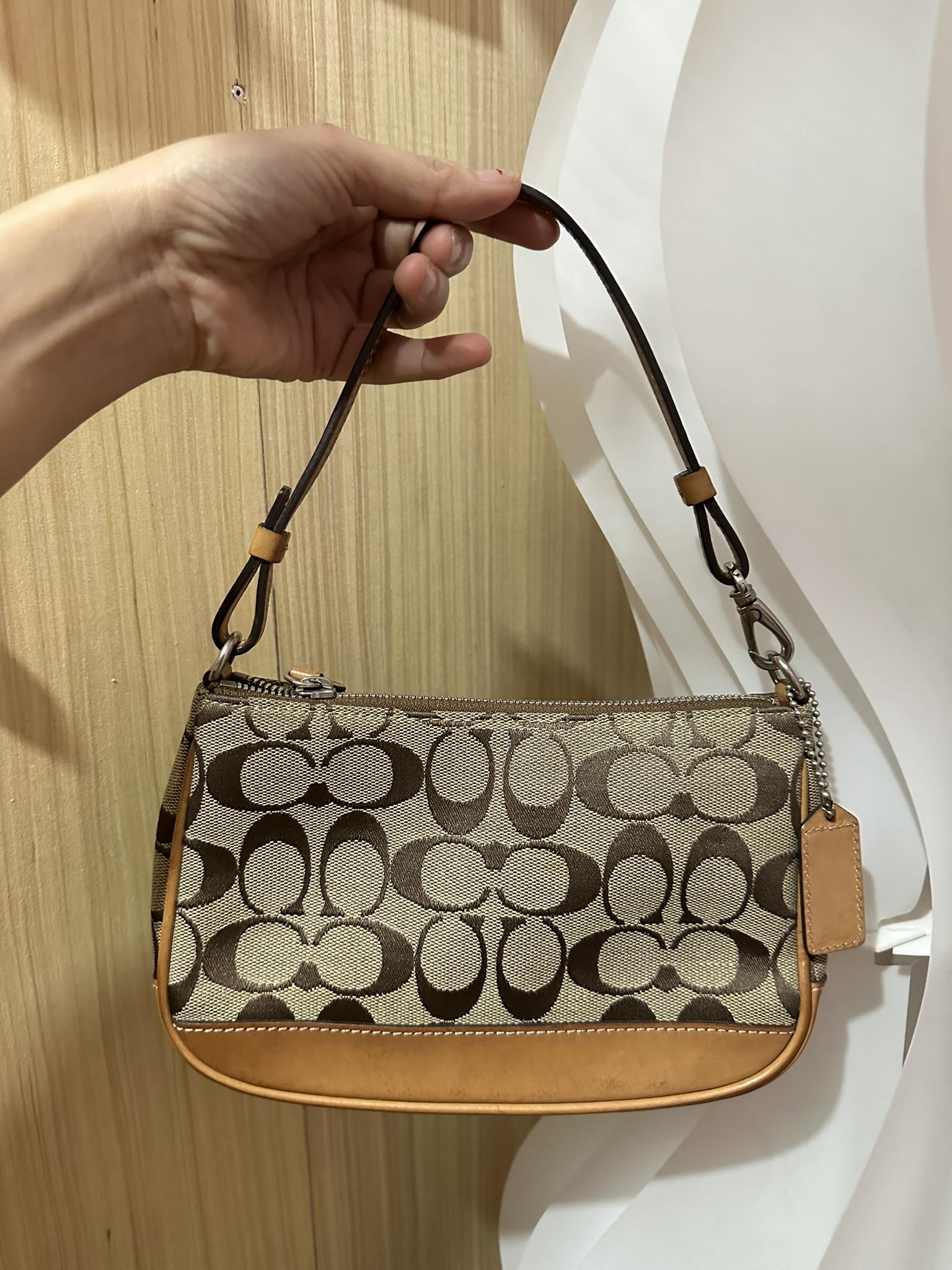 coach signature mini shoulder bag 1.9k