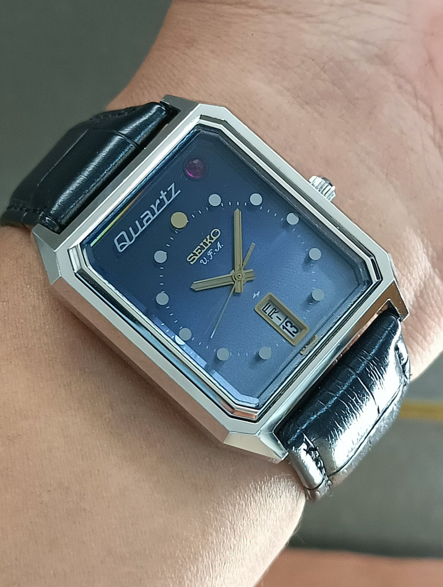 VTG Seiko V.F.A Quartz Tank Cal3923 Y1974s