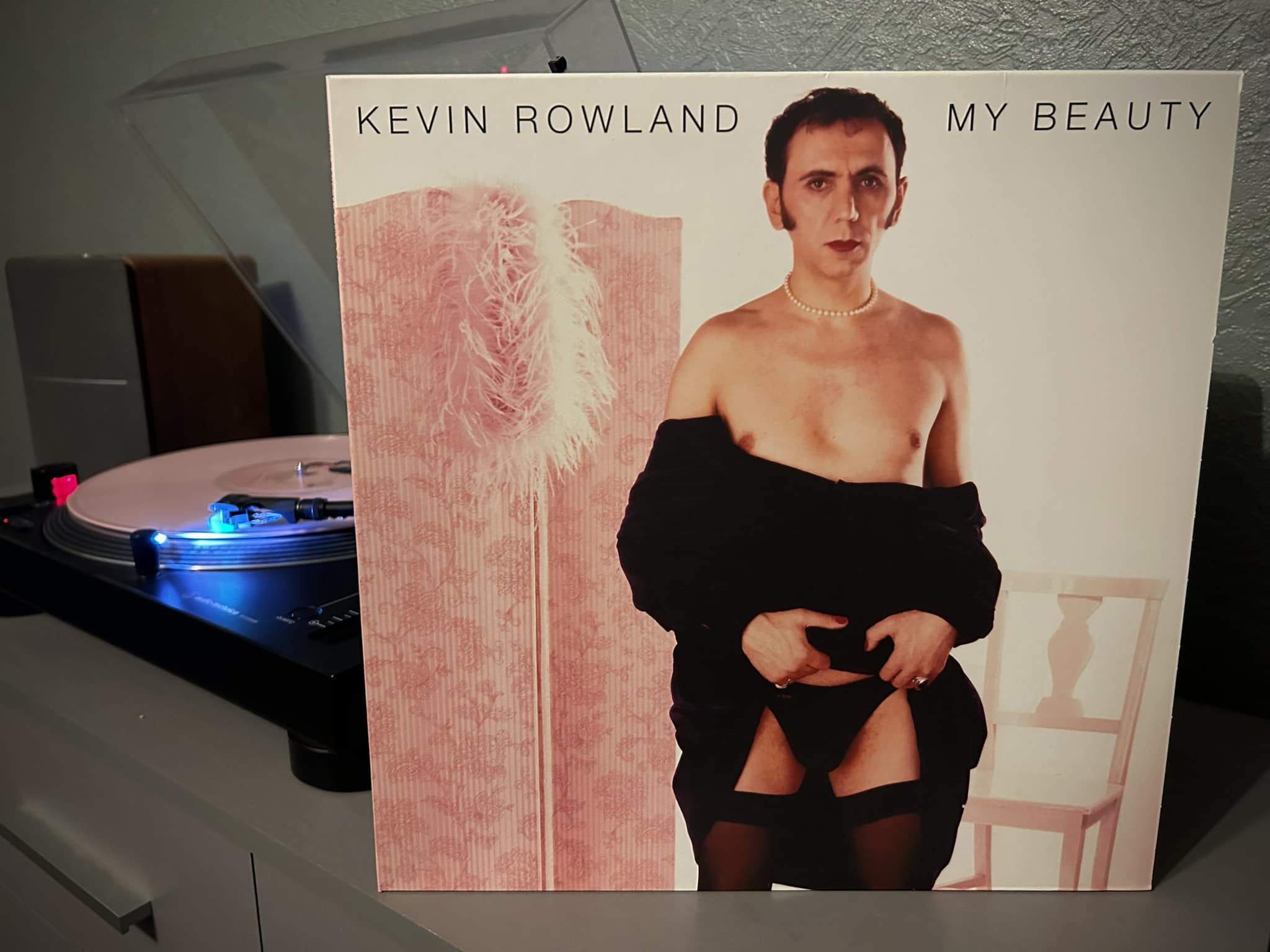scotland-s-turntable-kevin-rowland-of-dexys-fame-with-my-beauty-an