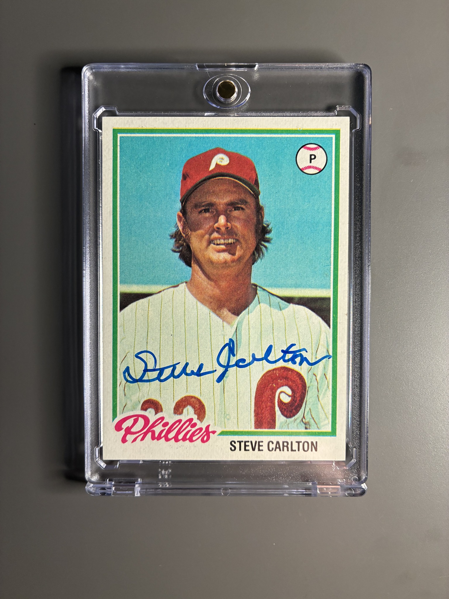 Steve Carlton Autograph Signing -October 21, 2023 signing -Must 