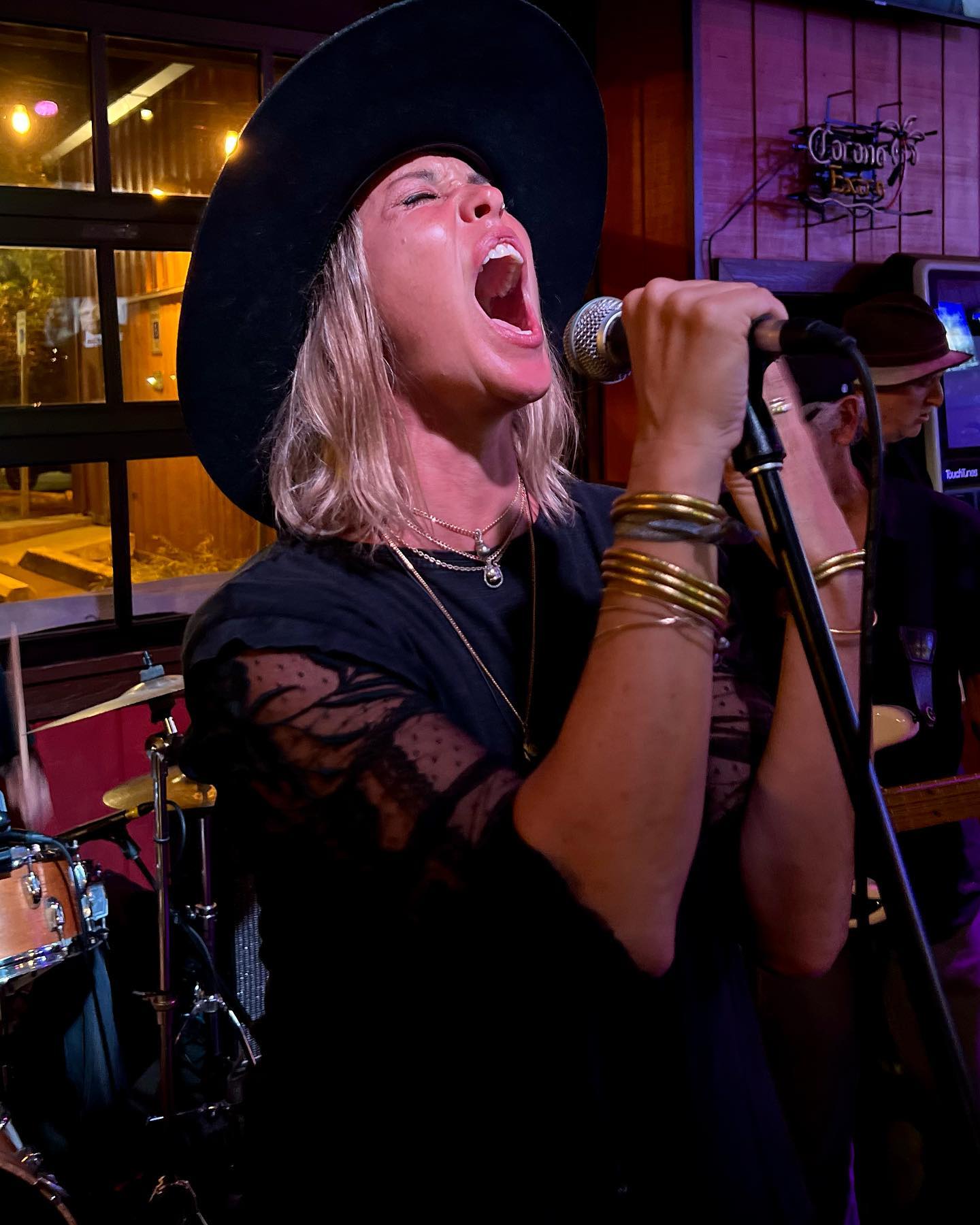 Gretchen Rhodes | Lahaina HI