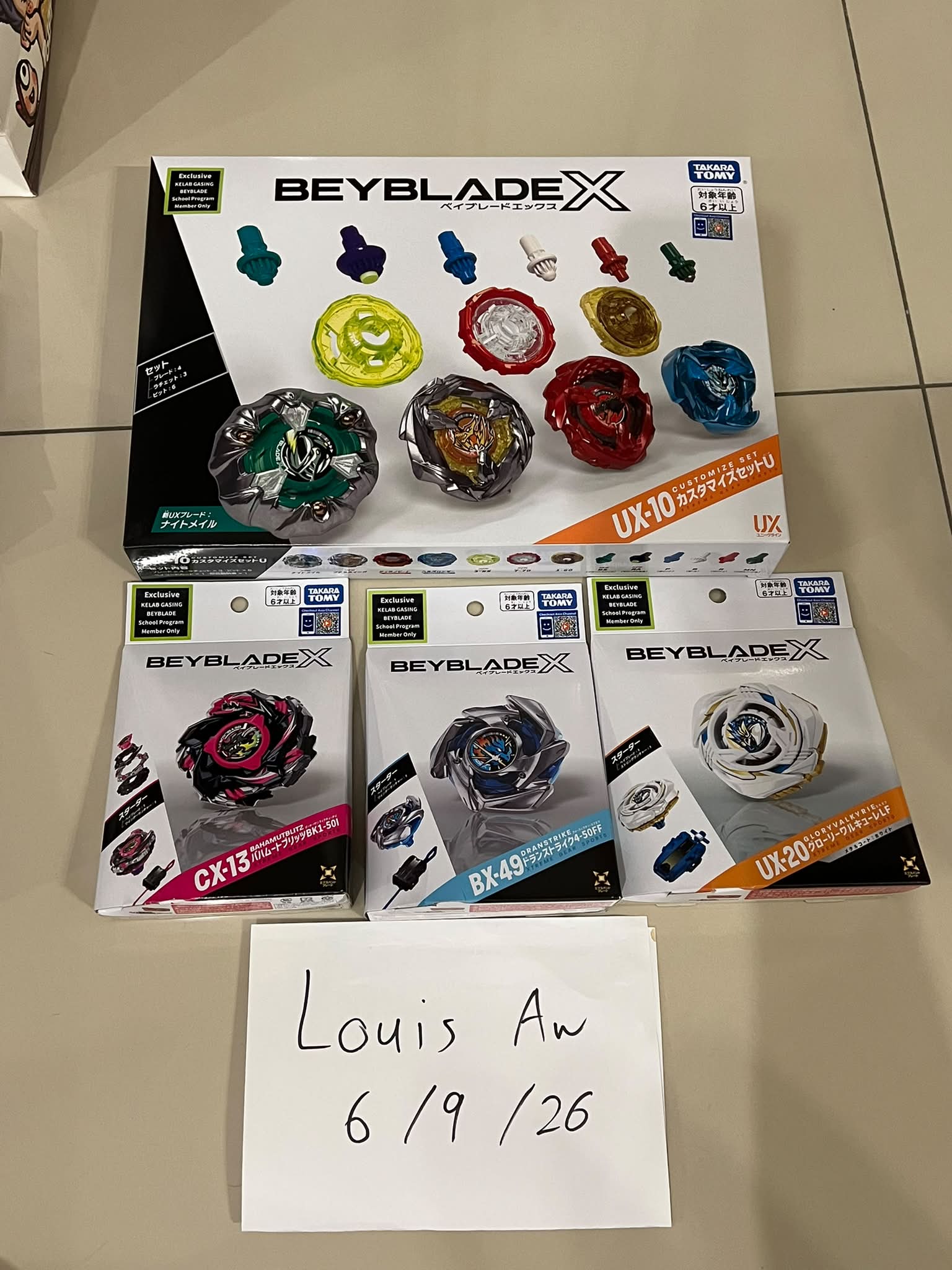 Selling new BX-10 and UX-21 Beyblade items | Taichung