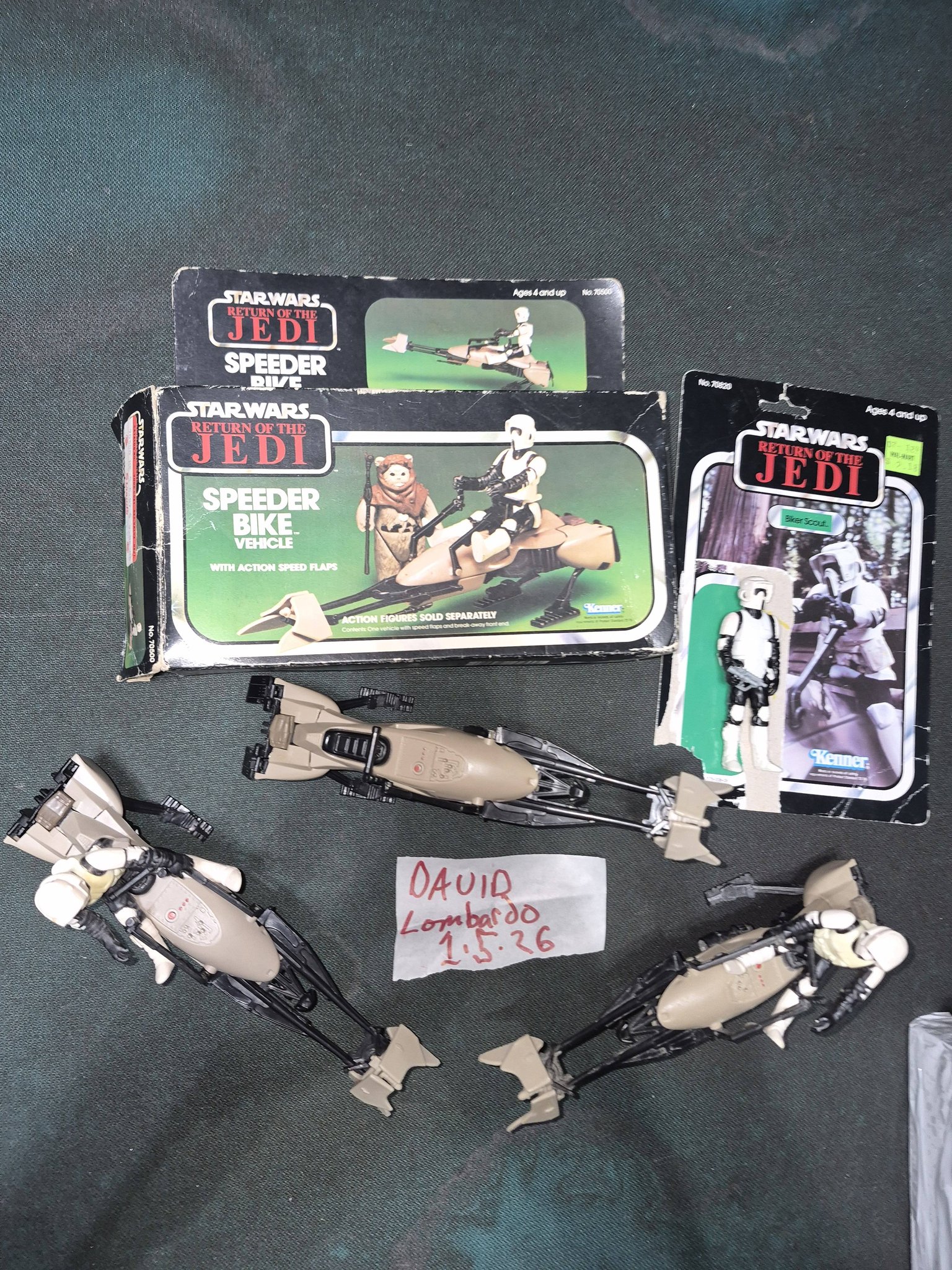 Up for sale Vintage 1983 Star Wars Speeder Bike Complete With Box