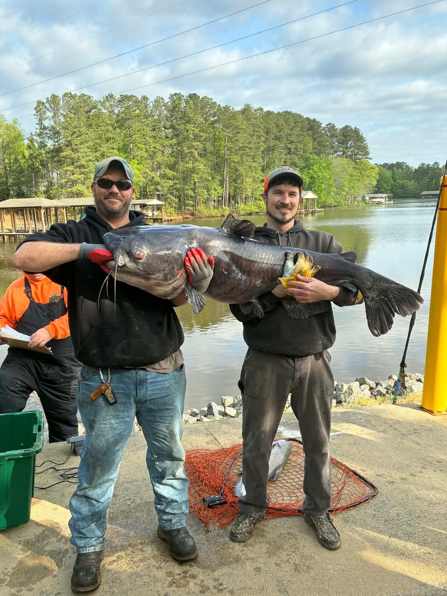carleigh fish hook Eagle Claw L254 O'Shaughnessy BIG HOOK gets STUCK in