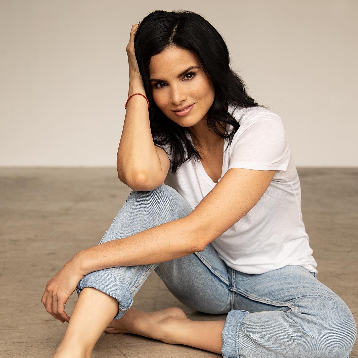 Katrina Law Wishing you all a great weekend! Photography by