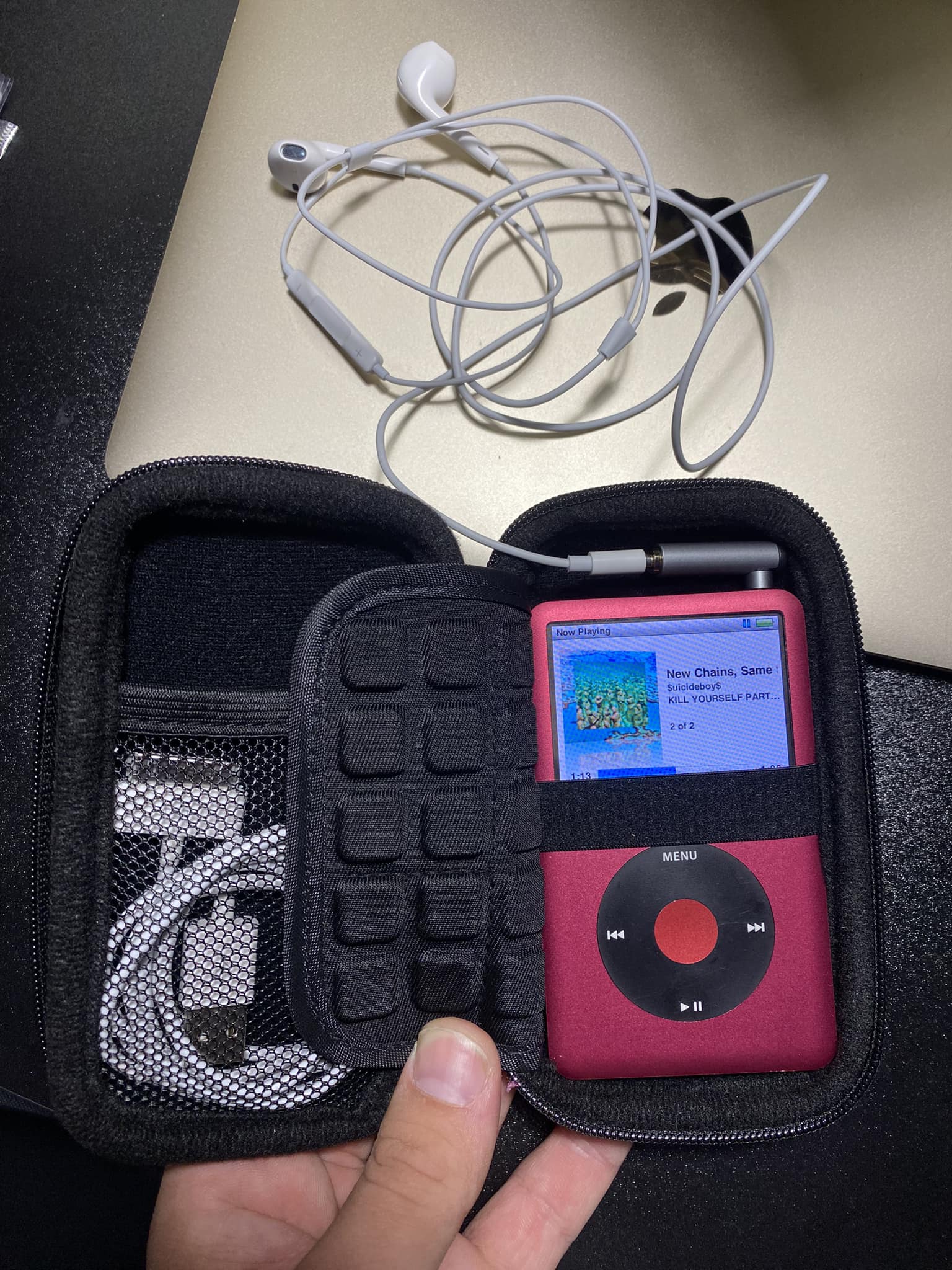 Double-zippered case for iPod Classic with 90° jack adapter