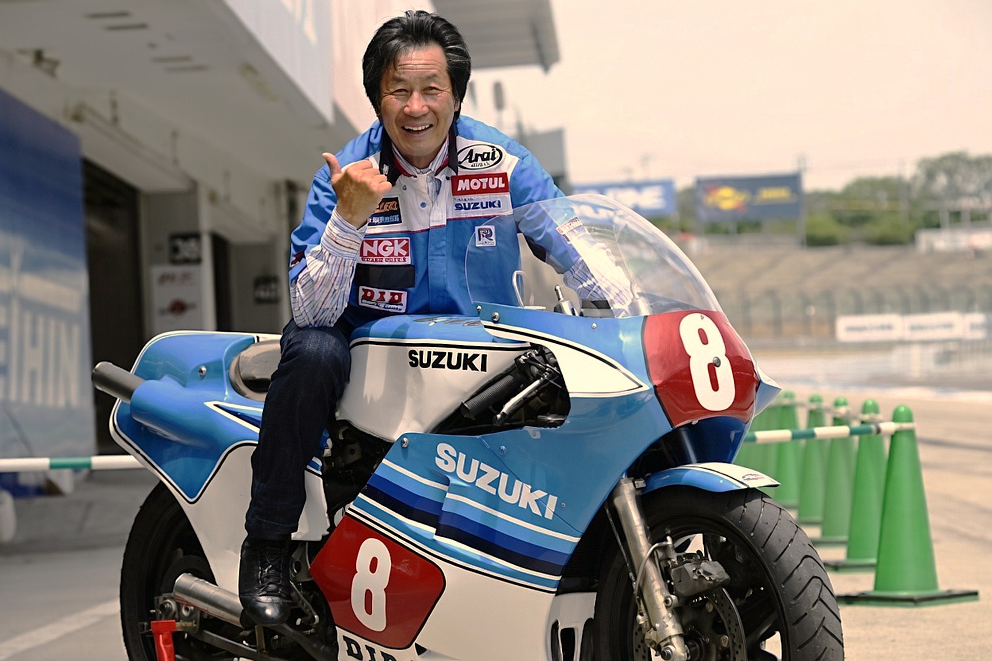 スポーツ選手 legend Vol.A Masaru Mizutani 水谷勝 Arai ا MOTUL SUZUKI 1鉄者 NGK 製 ITE 고